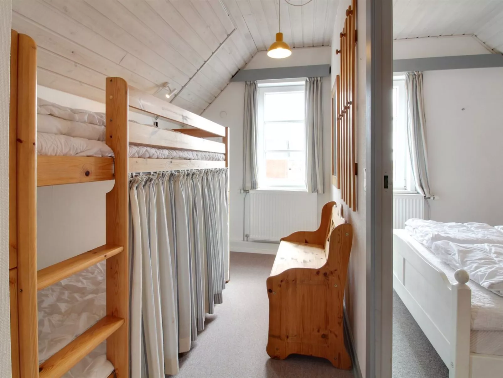 "Tuve" - 2.5km from the sea-Binnen
