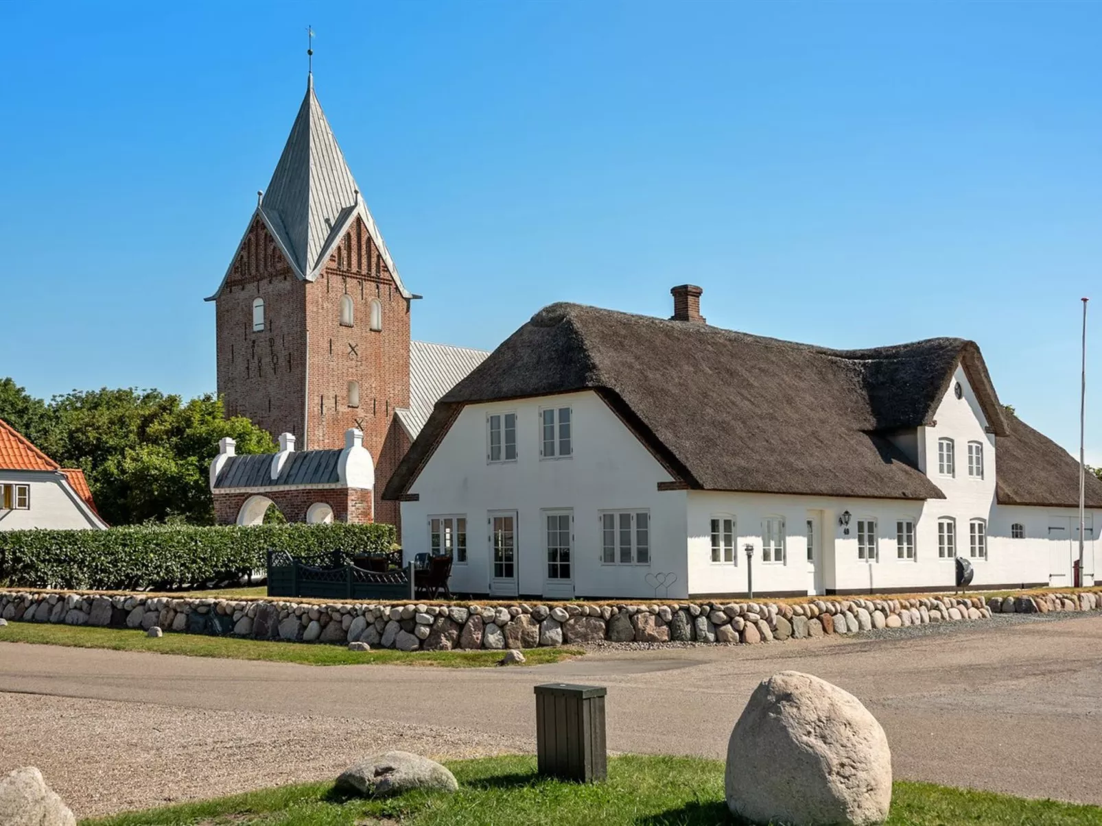 "Ejna"-Buiten
