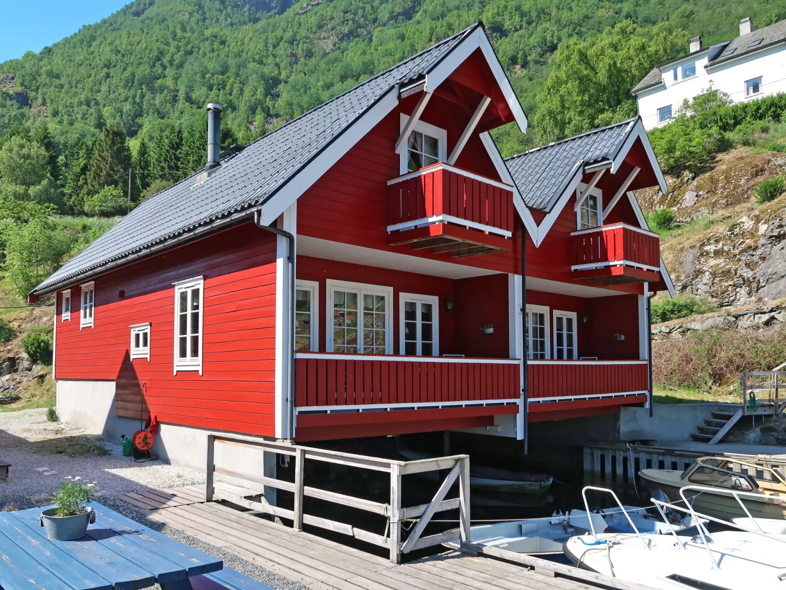 Jambueggi-Buiten