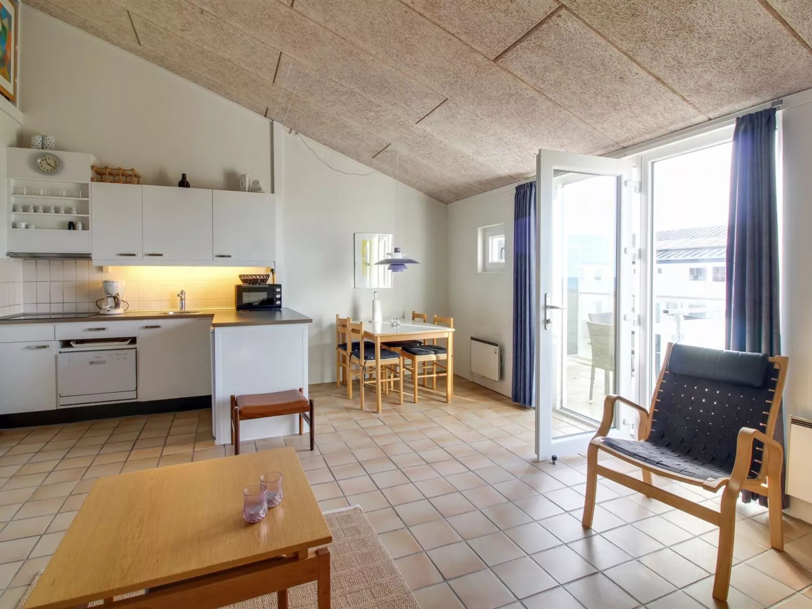 "Eydis" - 150m from the sea-Binnen