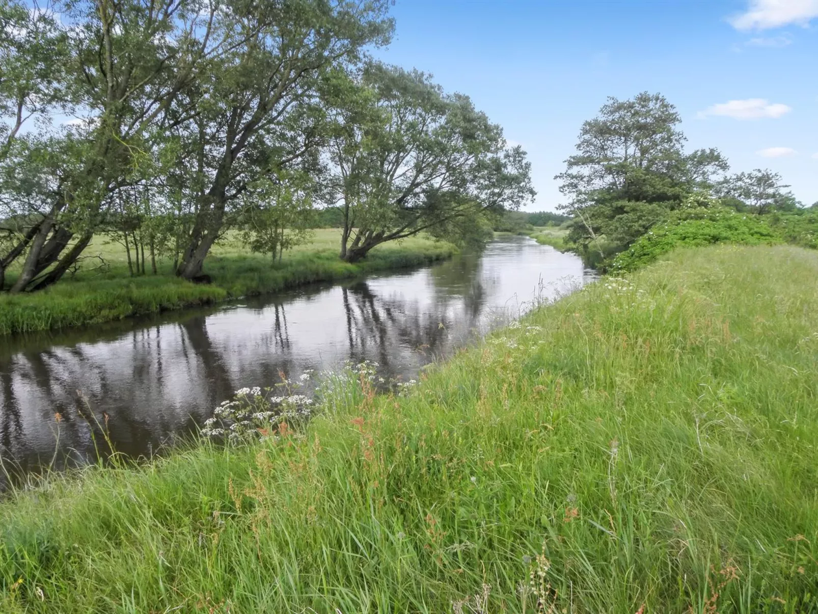 "Beatha" - 25km to the inlet-Buiten