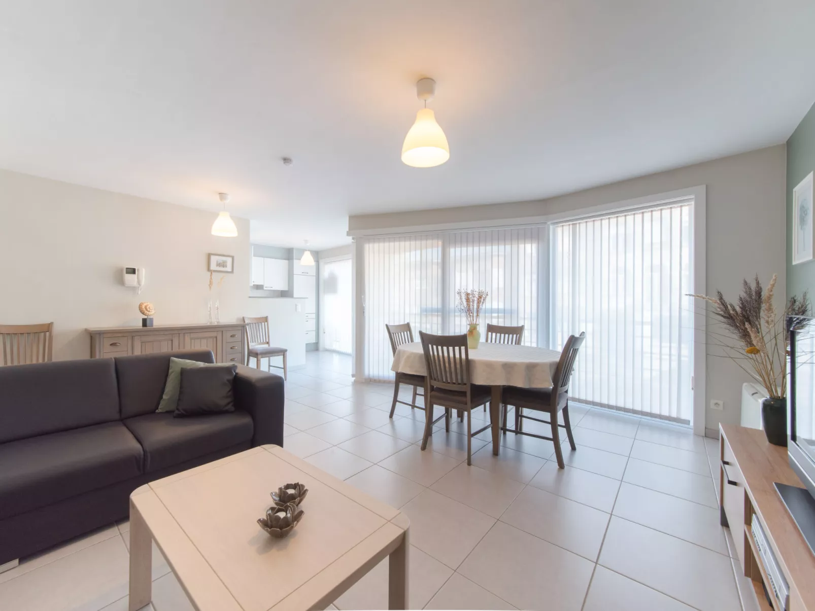Centrally located "Westhinder"-Binnen