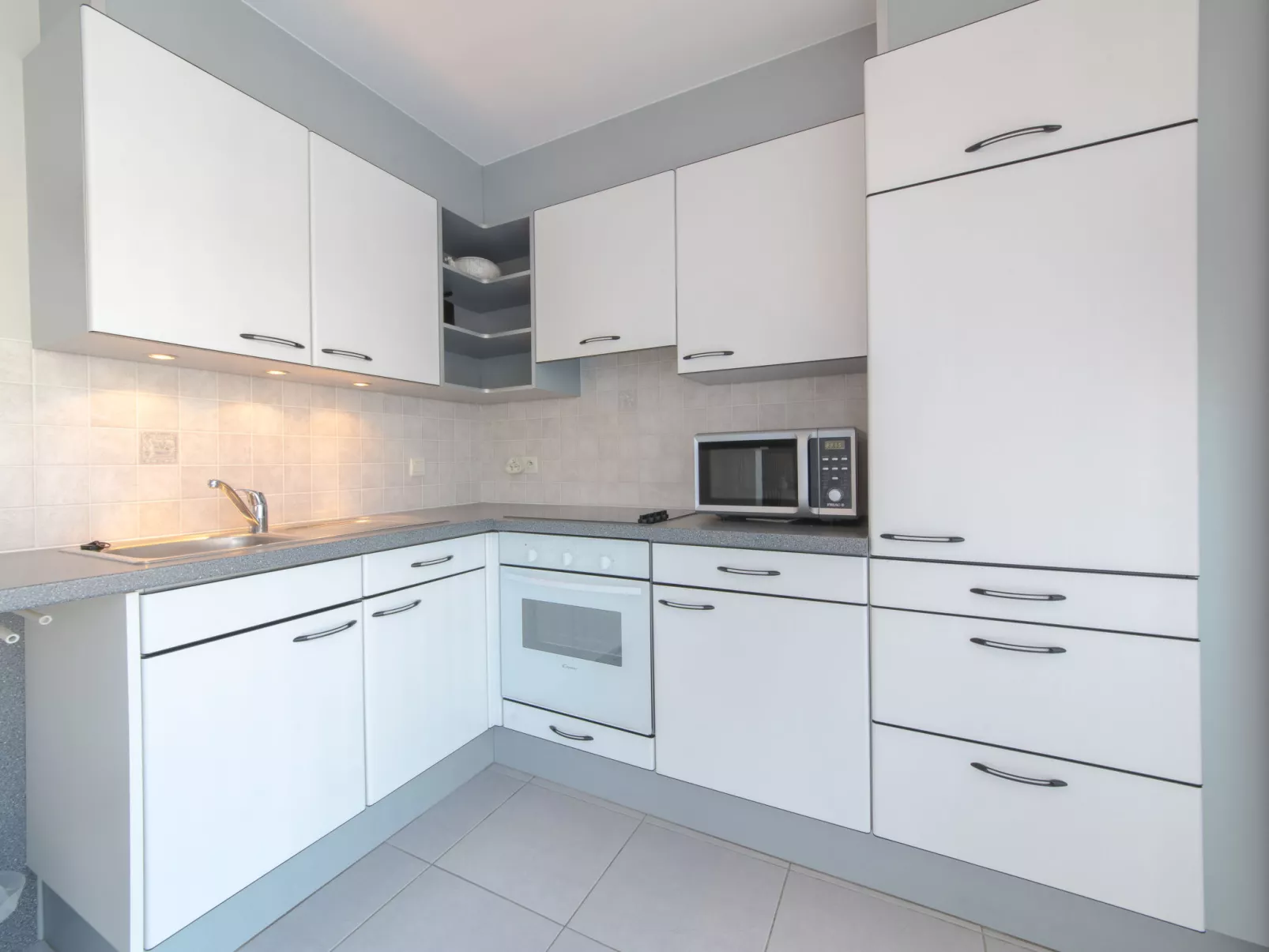 Centrally located "Westhinder"-Binnen