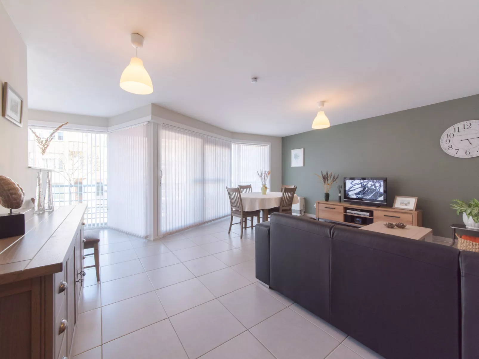 Centrally located "Westhinder"-Binnen