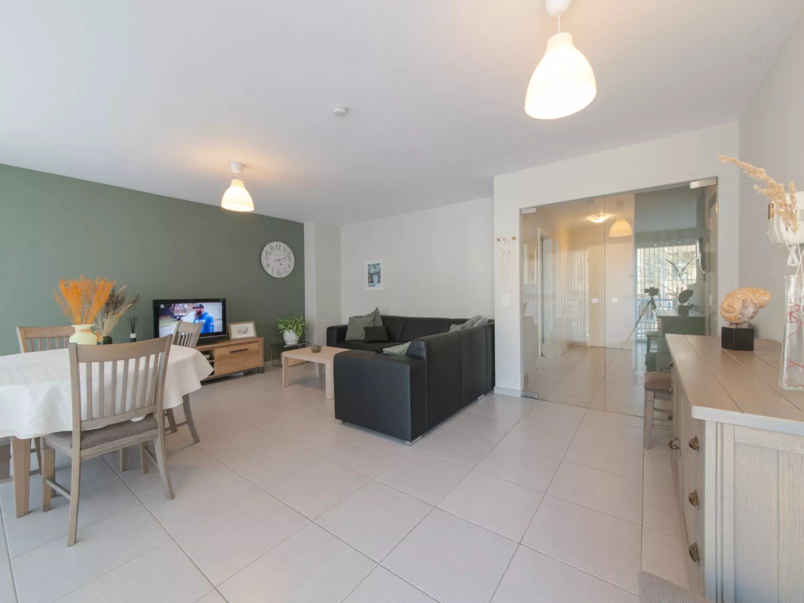 Centrally located "Westhinder"-Binnen