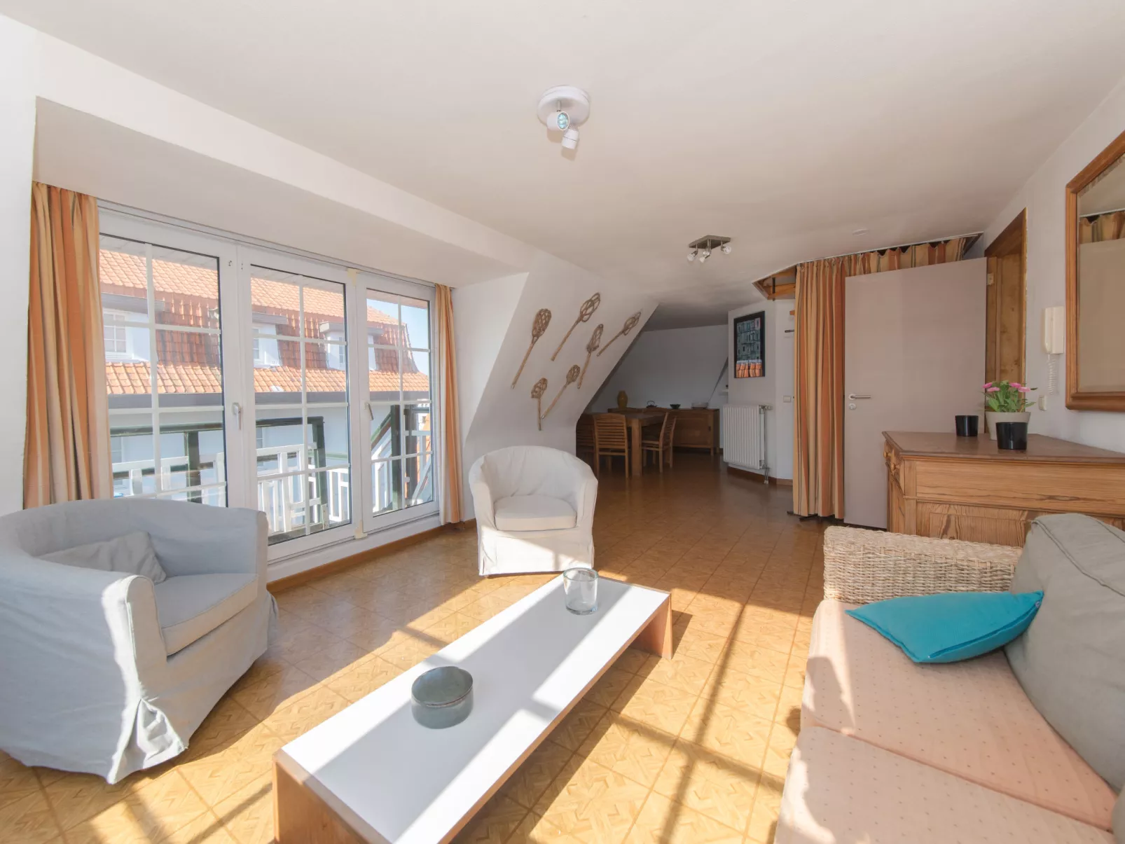 Jong & Blij 6 with amazing views-Binnen