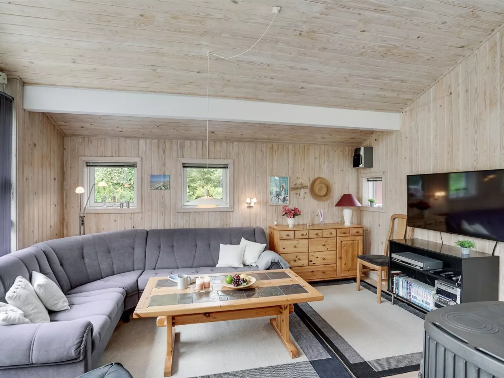 "Anneke" - 2km from the sea-Binnen
