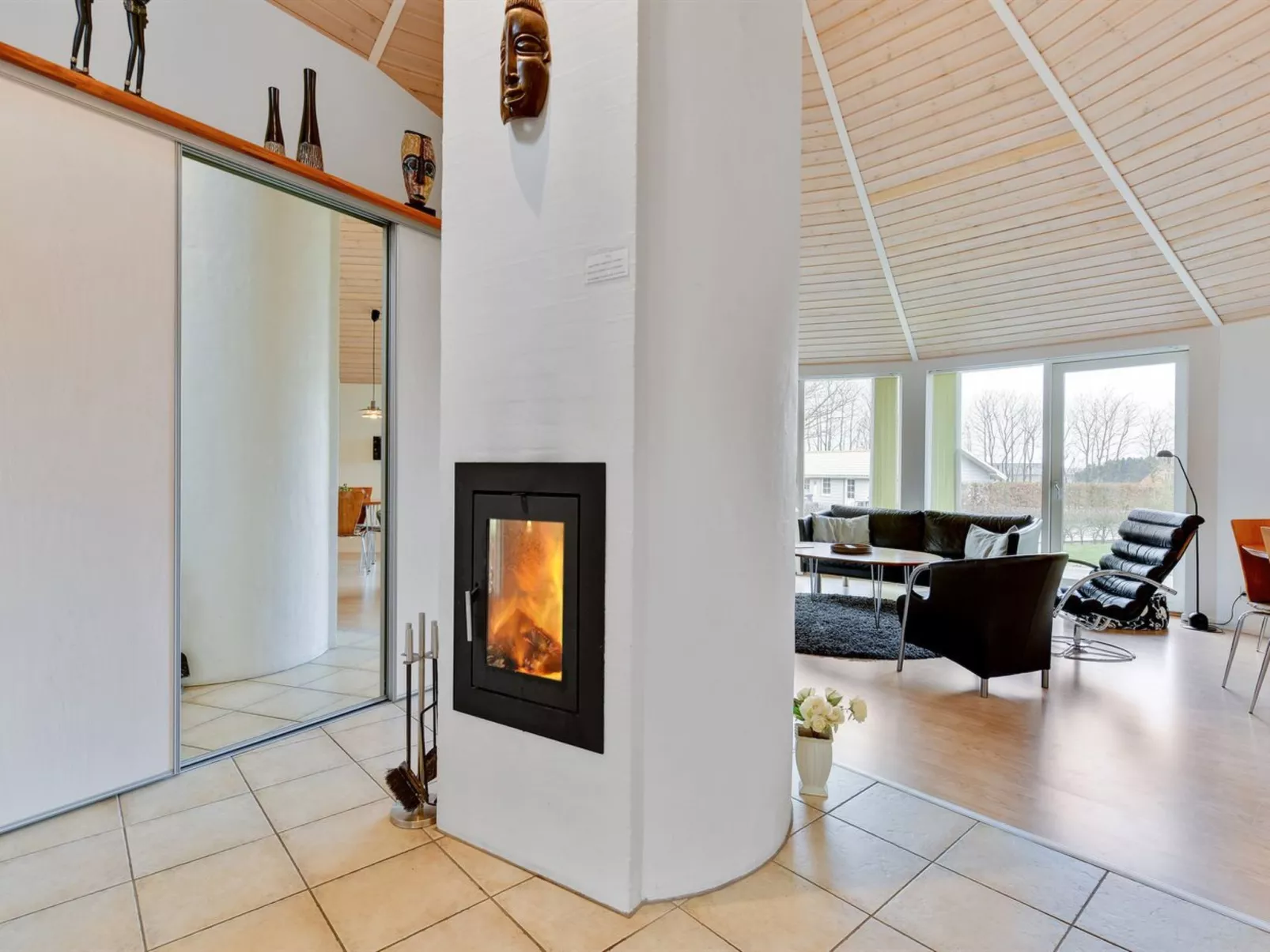 "Adrienne" - 35km from the sea-Binnen