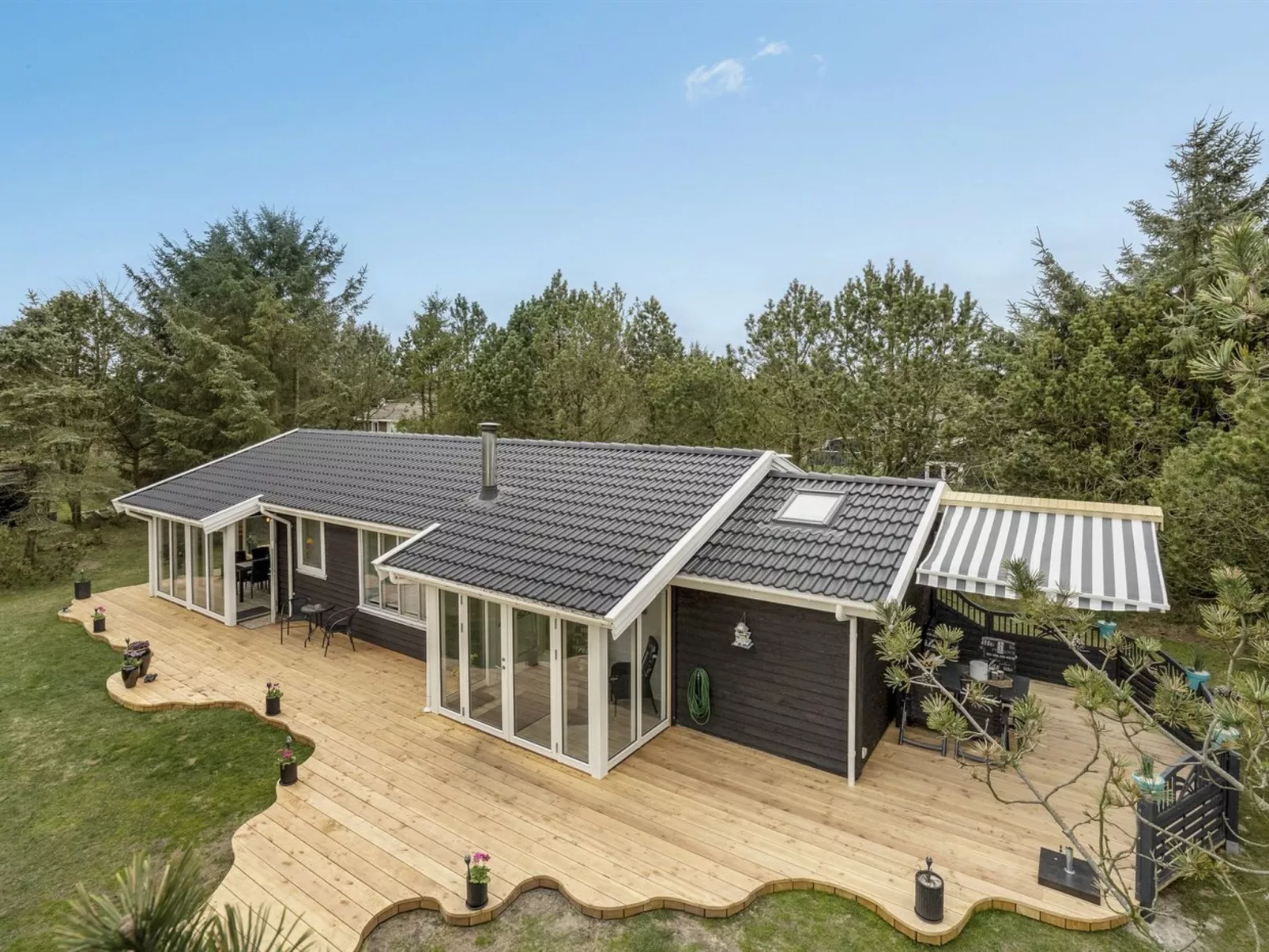 "Ulli" - 1.6km from the sea-Buiten