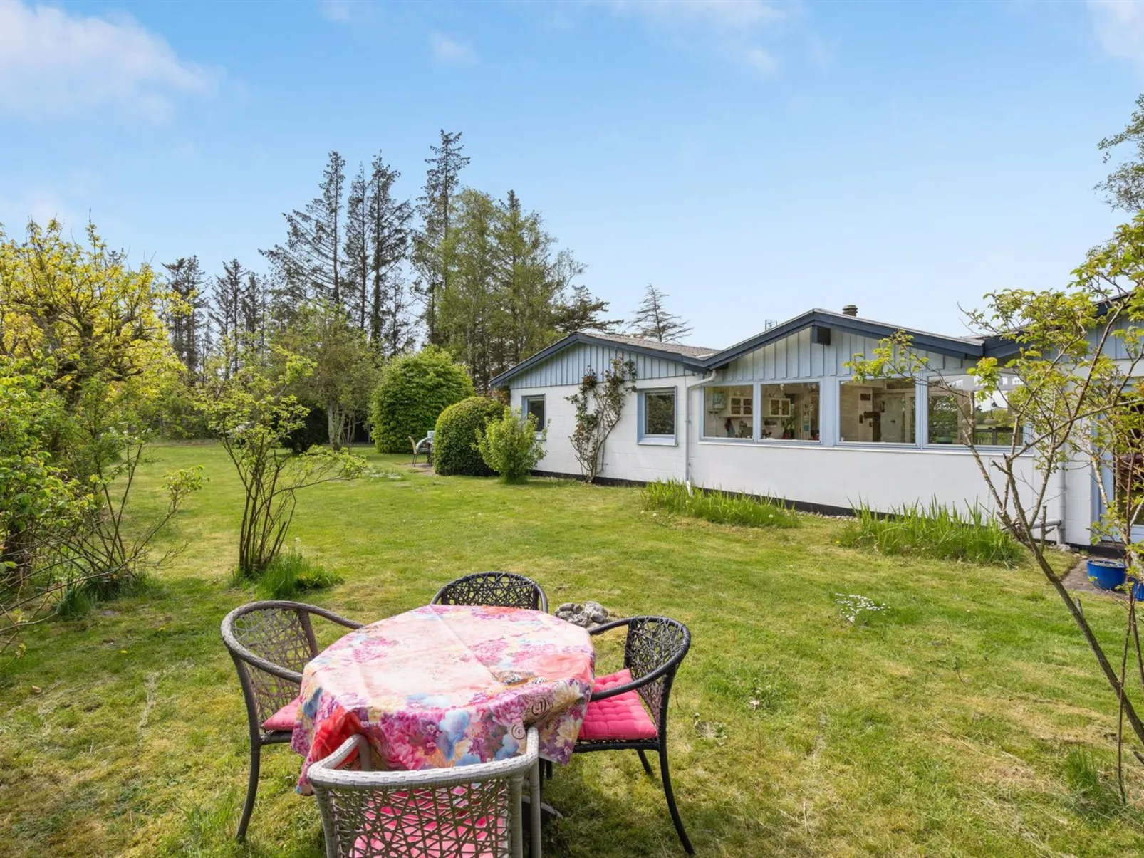"Lenard" - 400m from the sea-Buiten