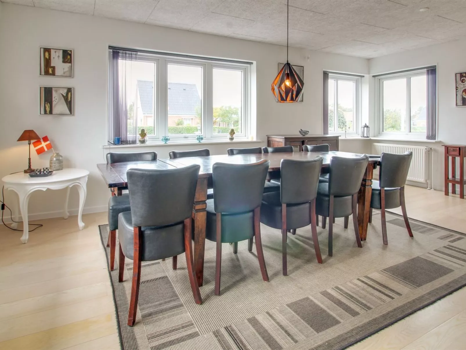 "Loan" - 25km from the sea-Binnen
