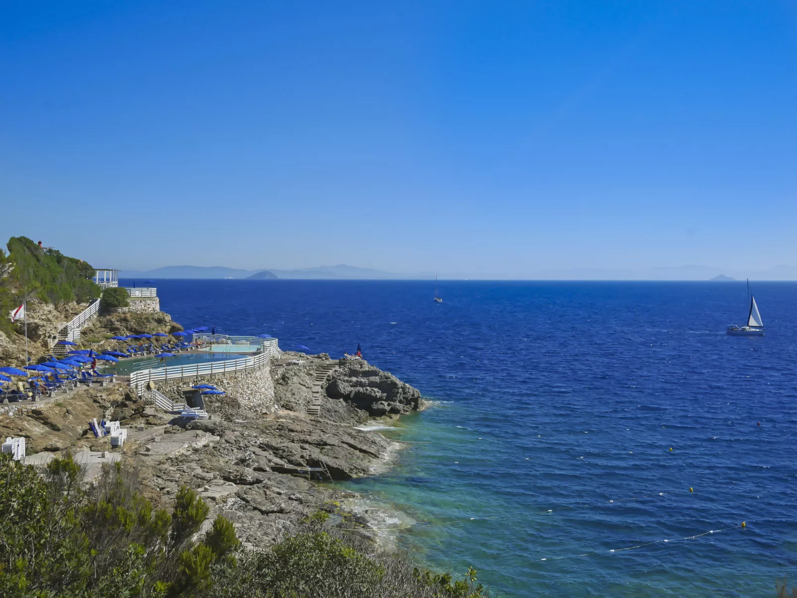 Capo d'Arco-Buiten