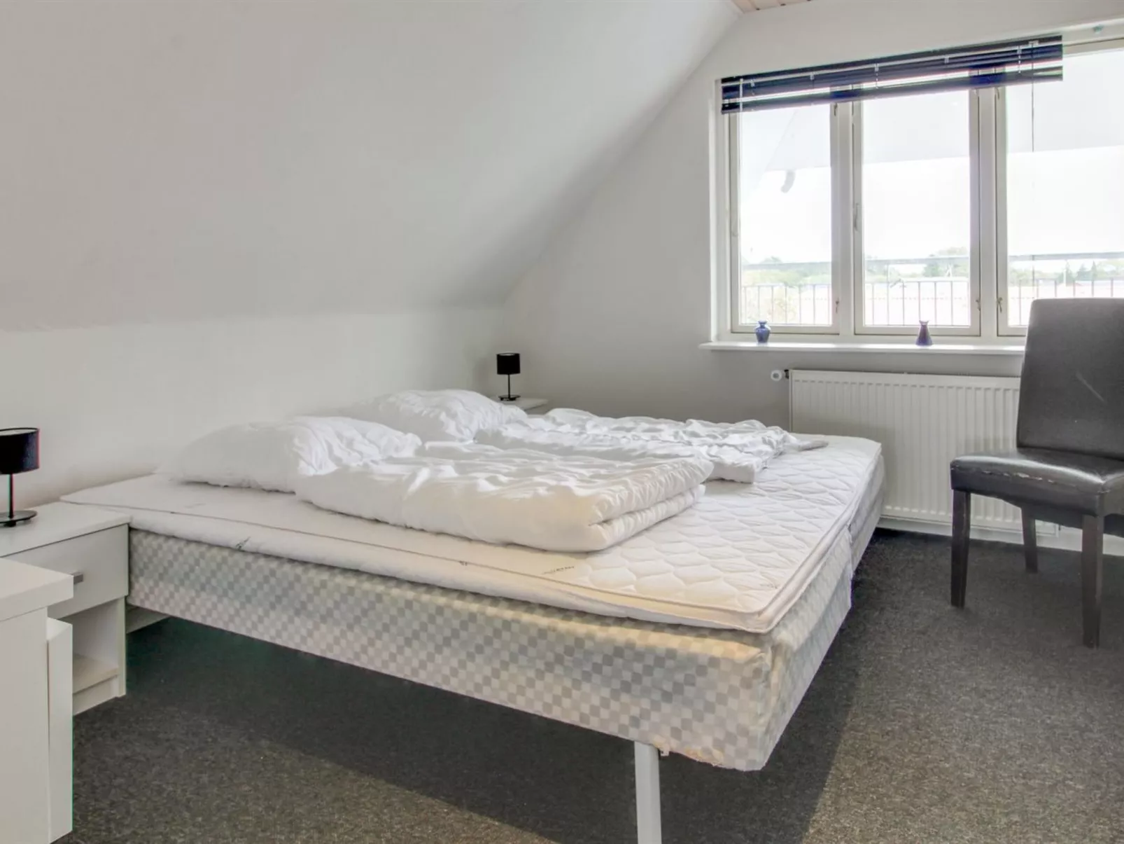 "Loan" - 25km from the sea-Binnen