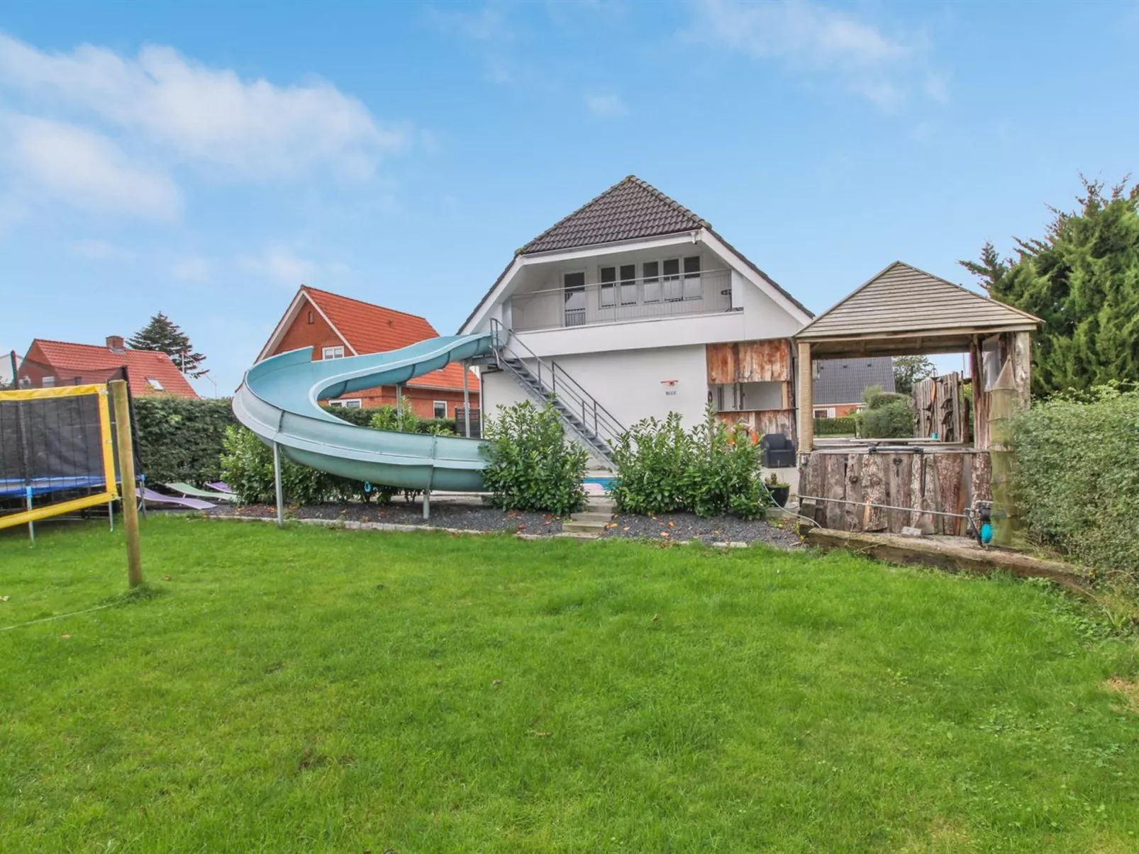 "Loan" - 25km from the sea-Buiten
