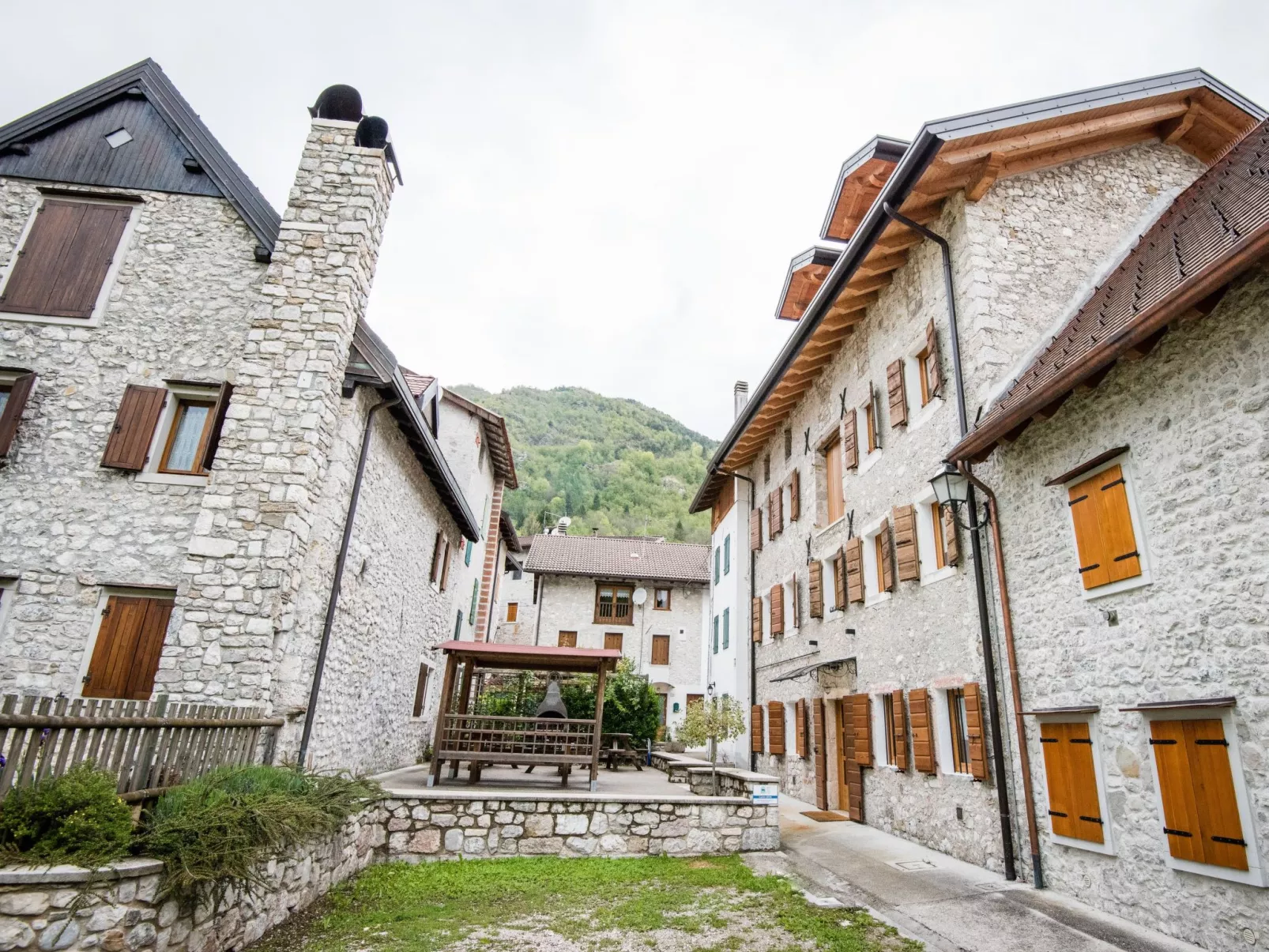 Albergo Diffuso - Cjasa Ustin-Buiten