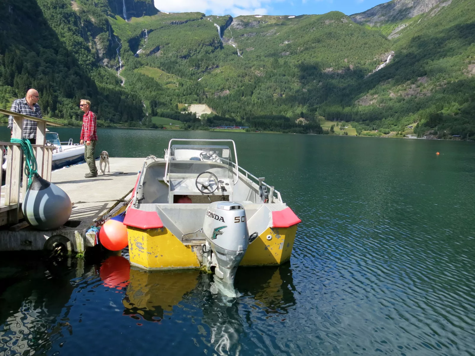 Indresfjord (FJS615)-Buiten