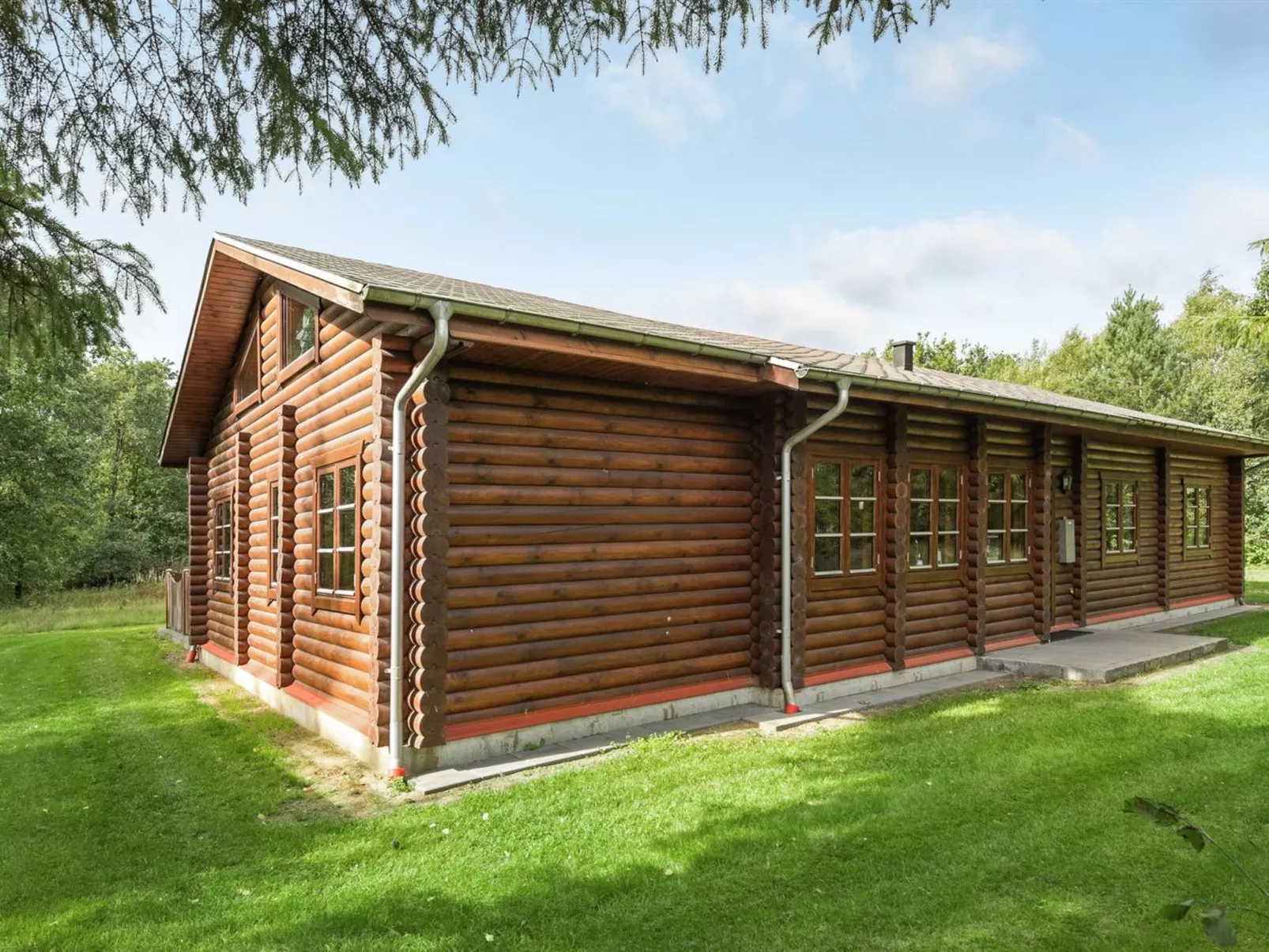 "Frederica" - 30km from the sea-Buiten