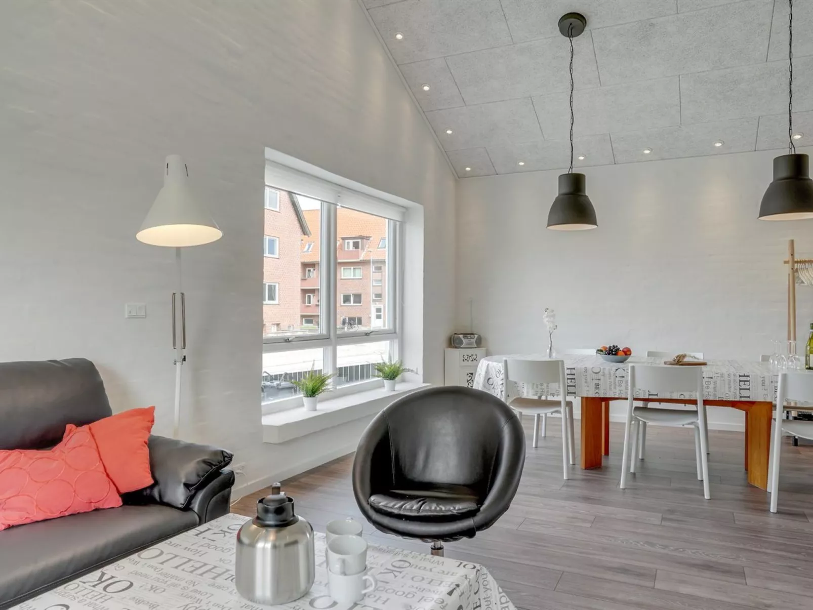 "Teodosij" - 1.1km from the sea-Binnen