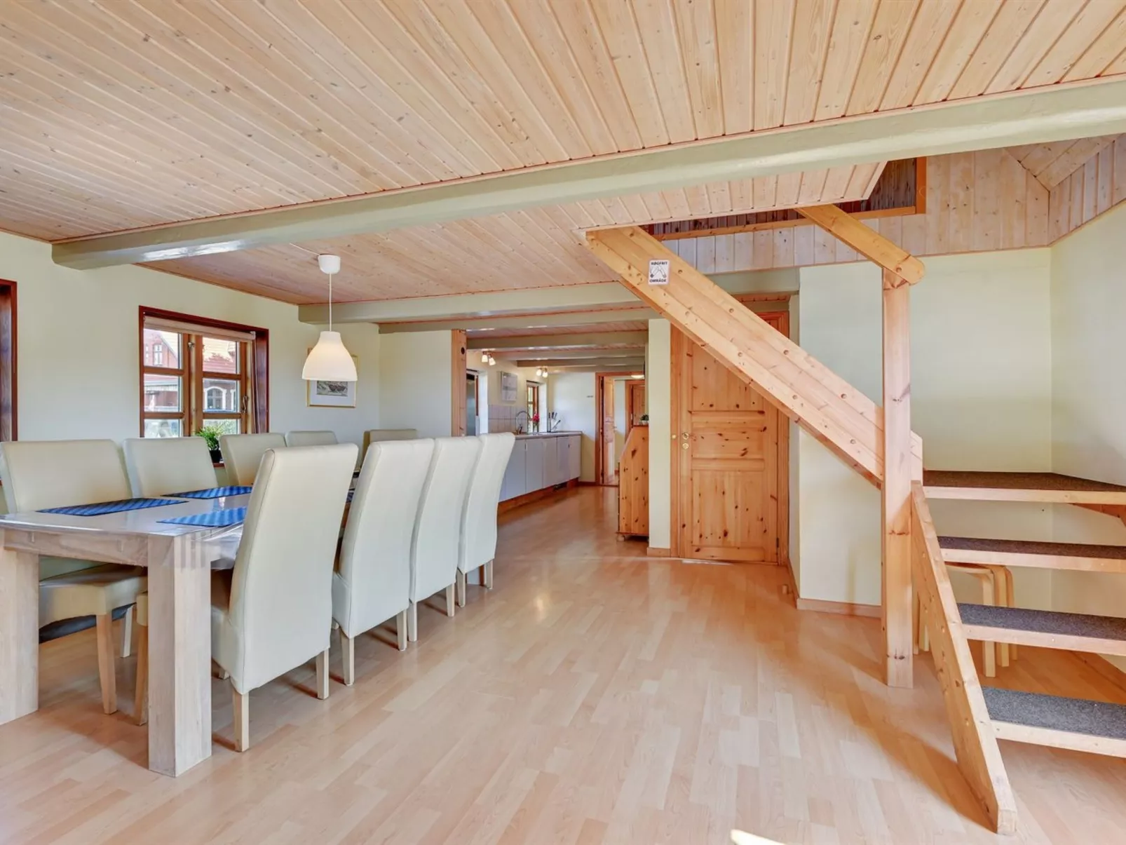 "Aki" - 1.5km from the sea-Binnen