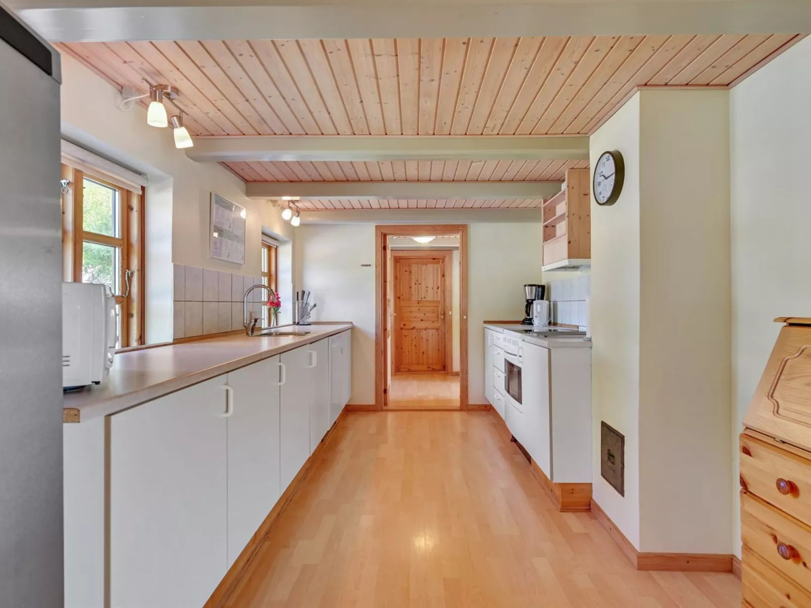 "Aki" - 1.5km from the sea-Binnen