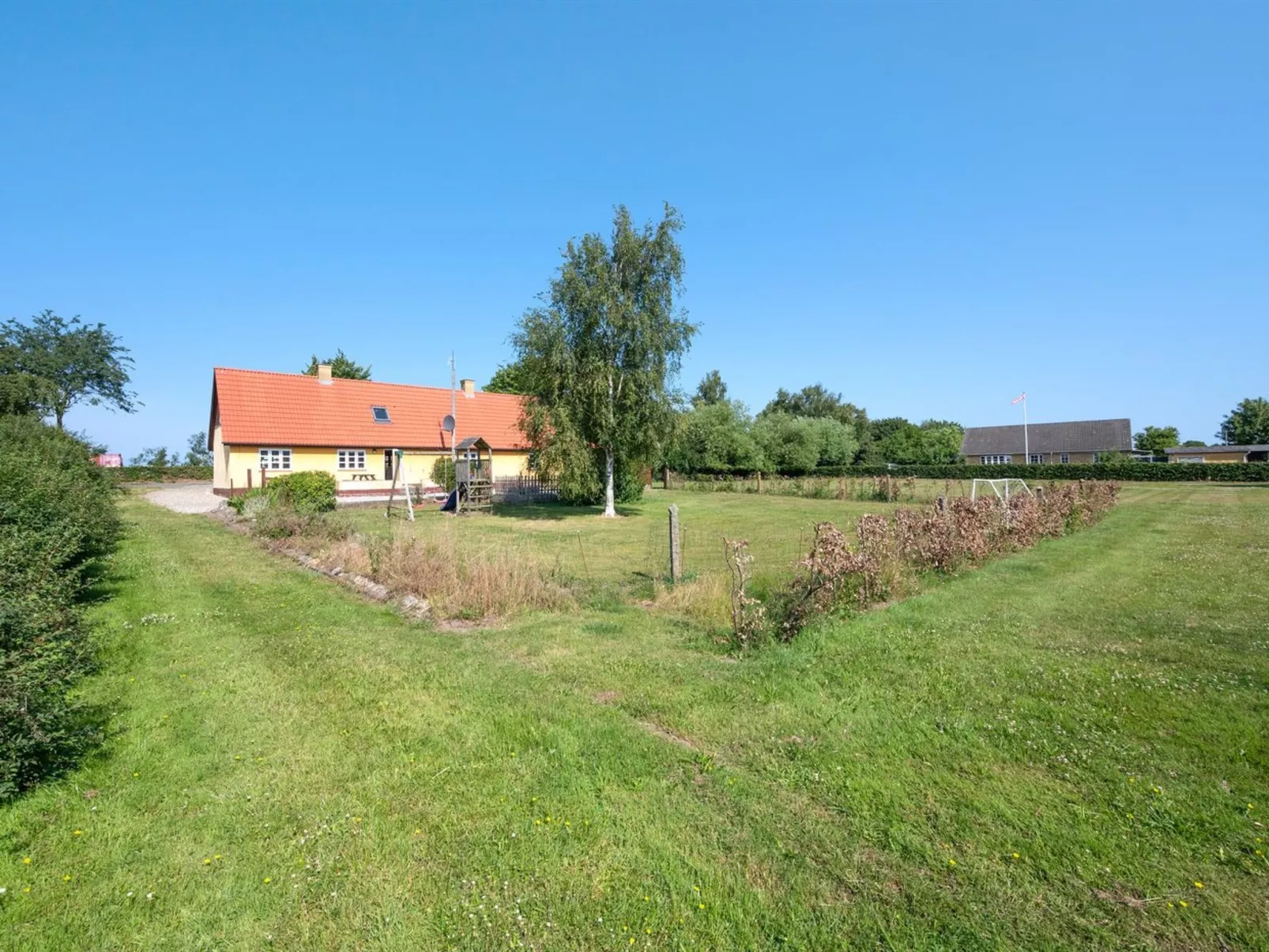 "Aki" - 1.5km from the sea-Buiten
