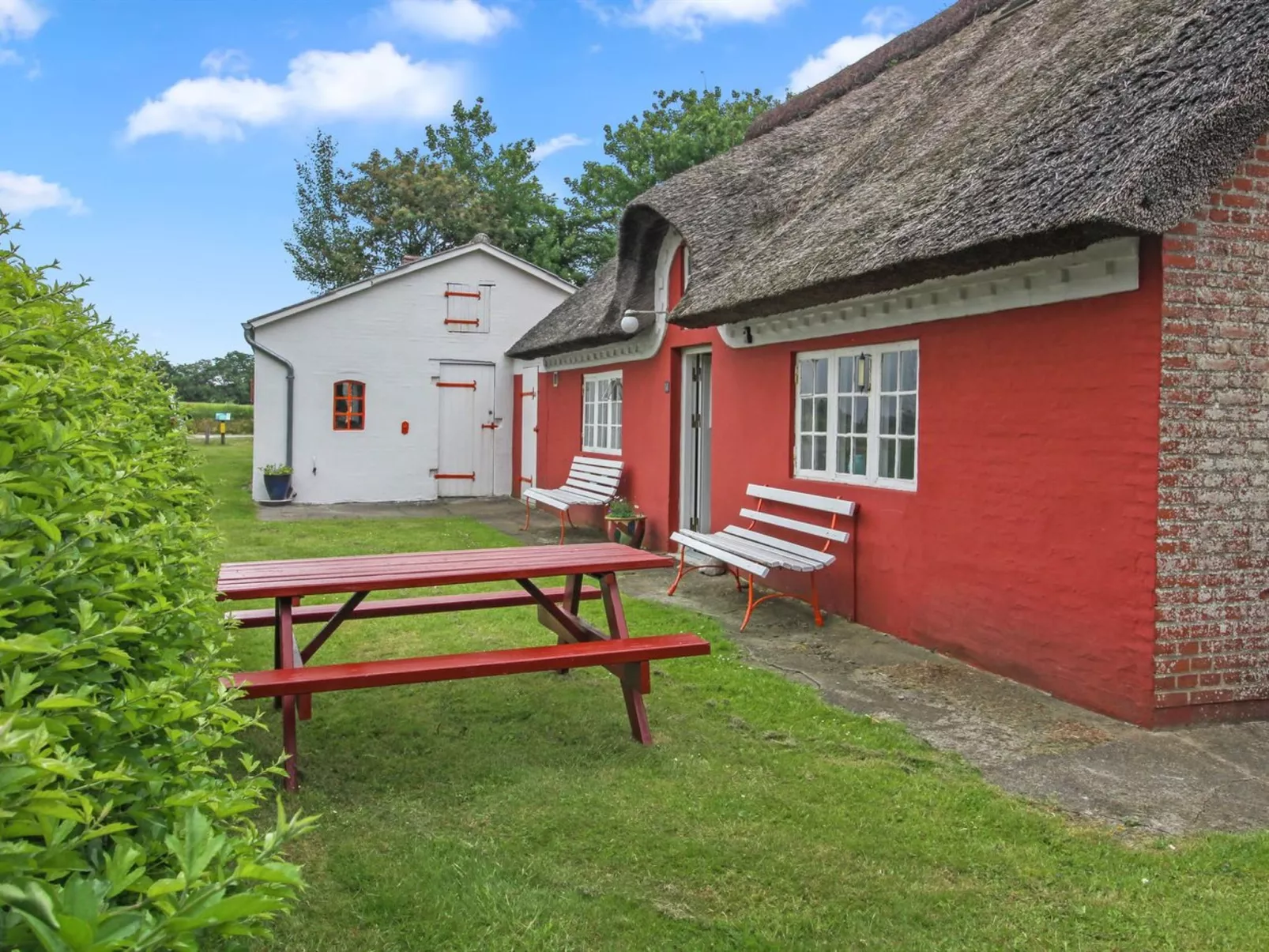 "Saarah" - 25km from the sea-Buiten