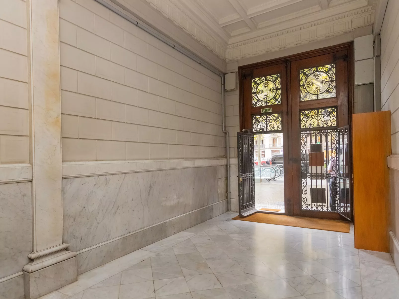 Centro: Passeig de Gracia - Casa Batllo-Binnen