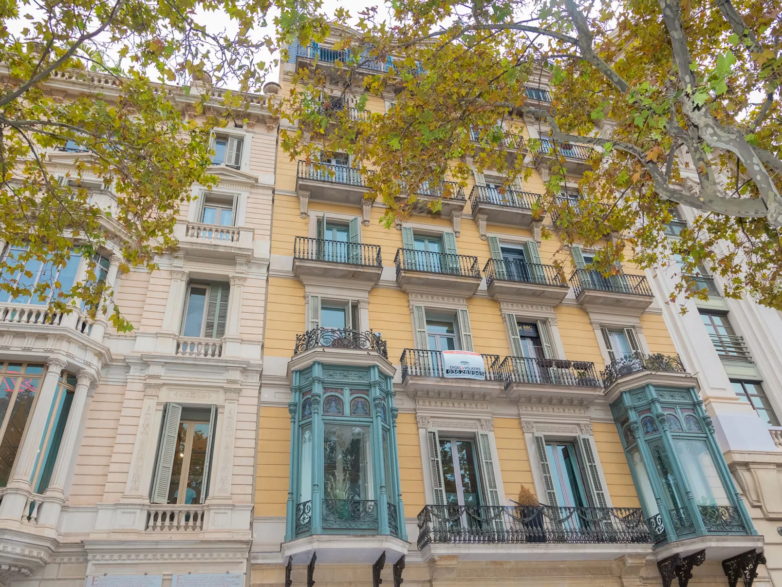 Centro: Passeig de Gracia - Casa Batllo-Binnen