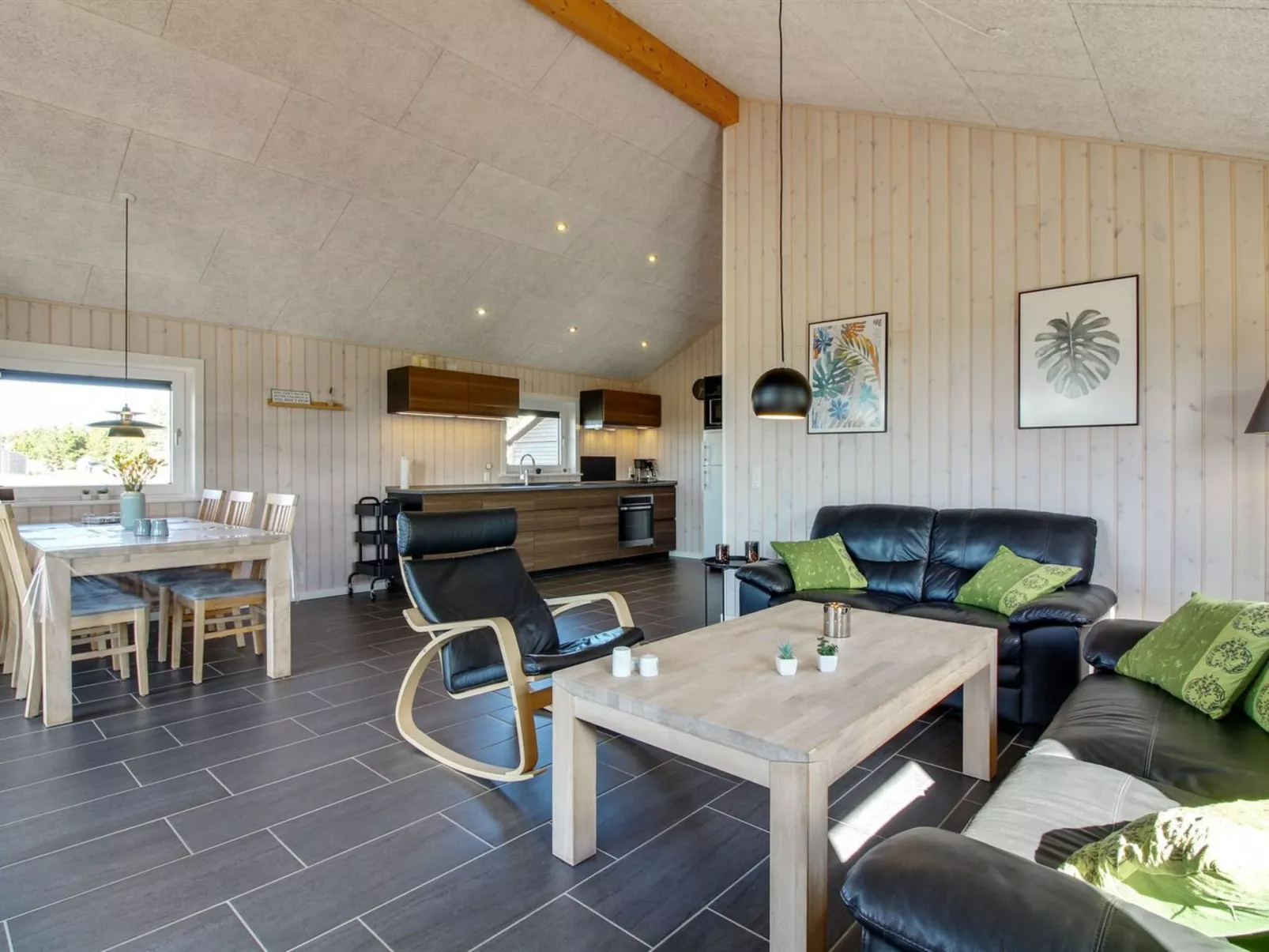 "Westi" - 500m from the sea in NE Jutland-Binnen