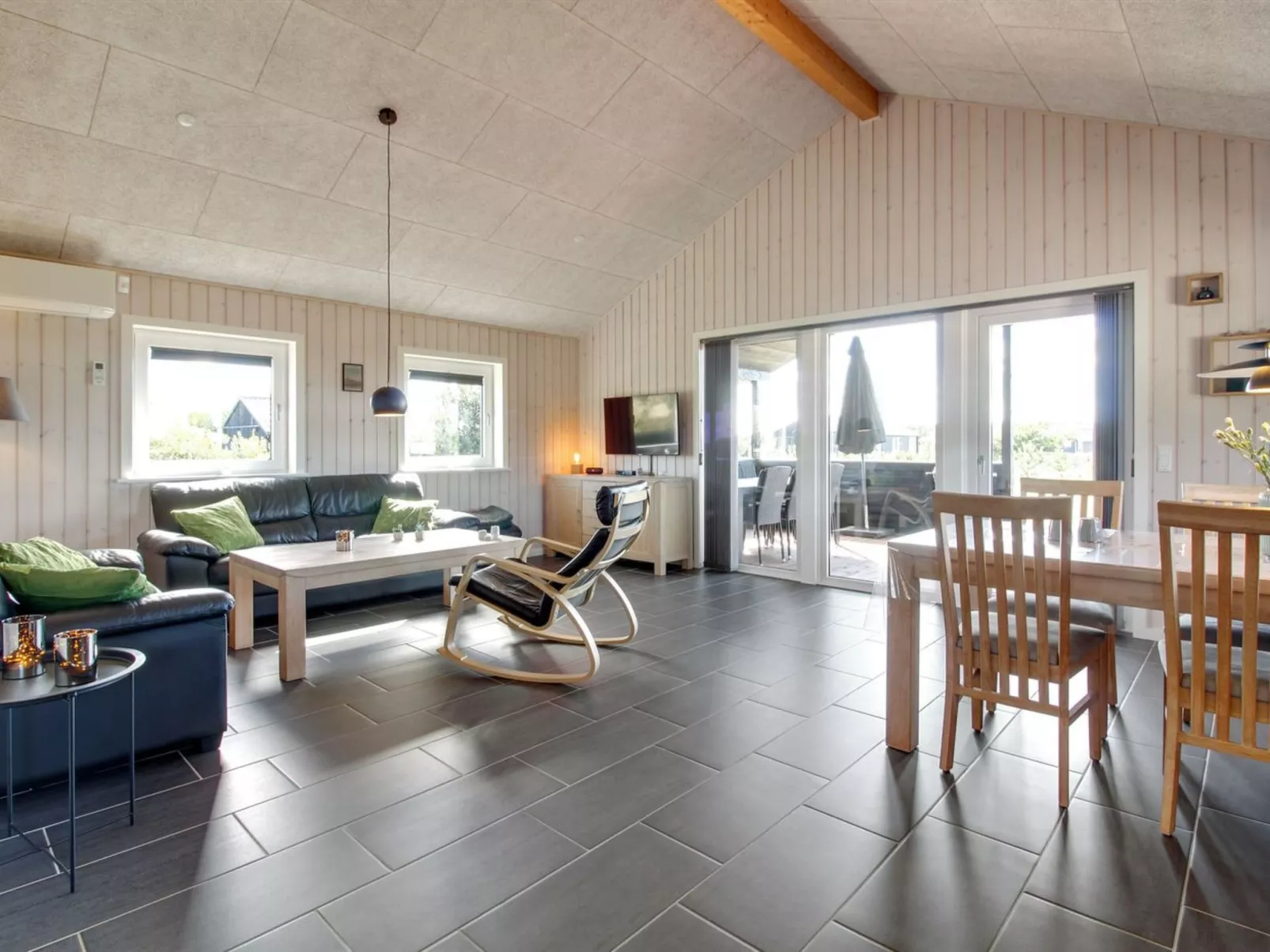 "Westi" - 500m from the sea in NE Jutland-Binnen