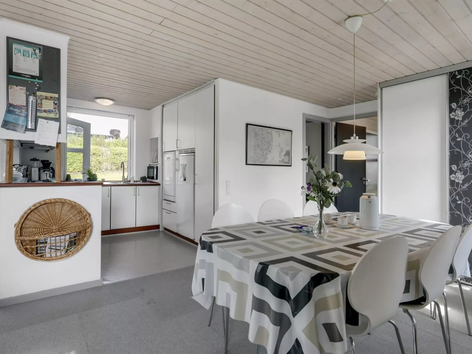 "Teija" - 300m from the sea-Binnen