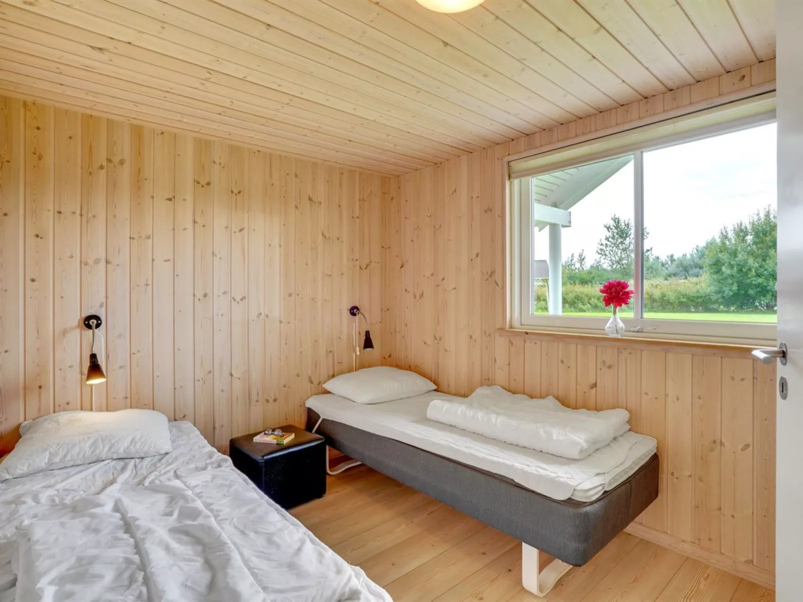 "Arngard" - 700m from the sea in Lolland, Falster and Mon-Buiten
