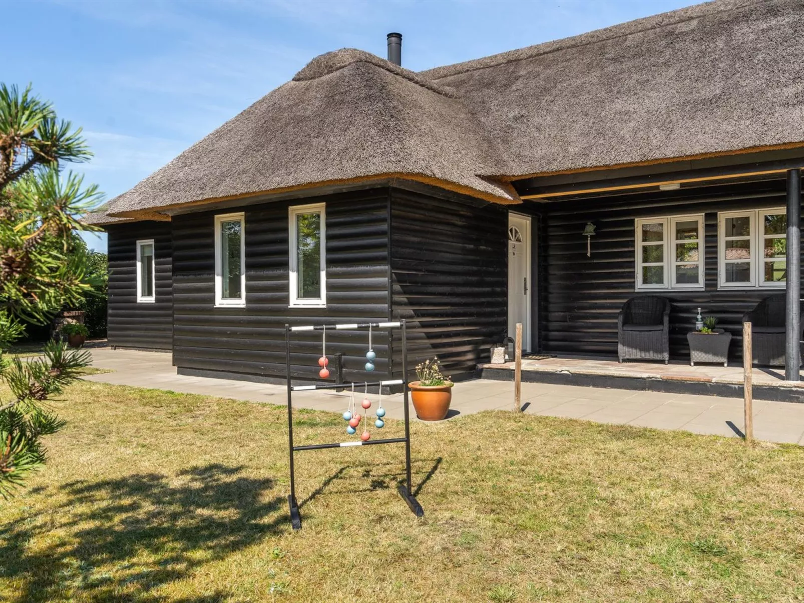 "Aila" - 1.4km from the sea-Binnen