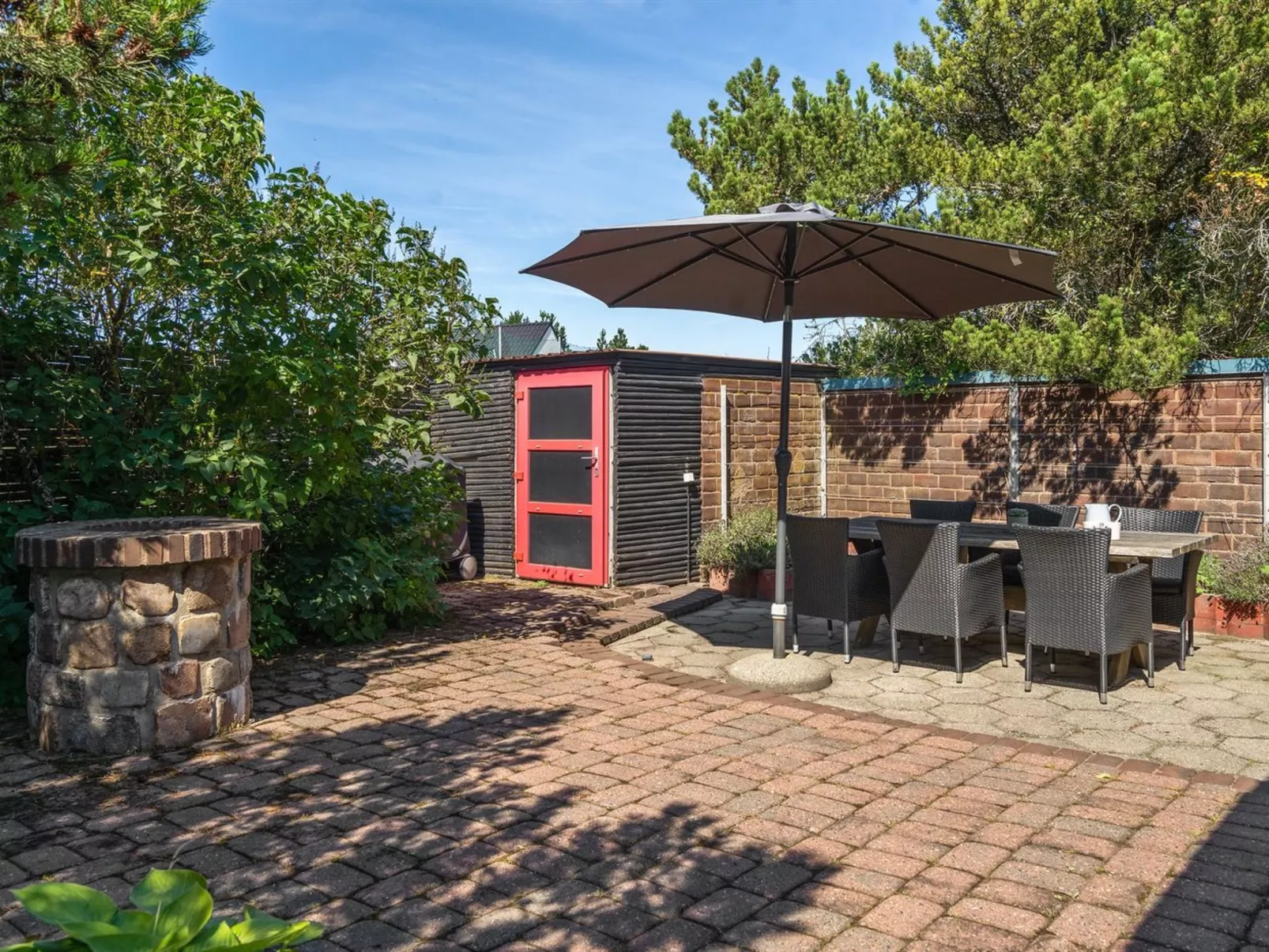 "Aila" - 1.4km from the sea-Buiten