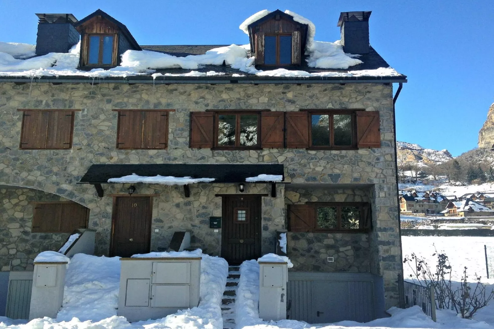 Casa Escarrilla-Exterieur winter