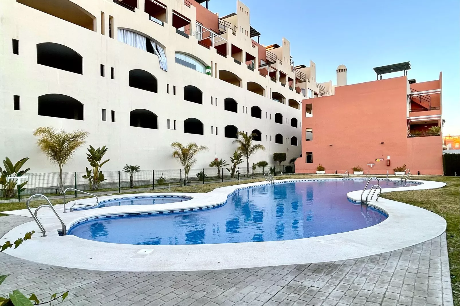 Apto con piscina en Vera playa - Zwembad