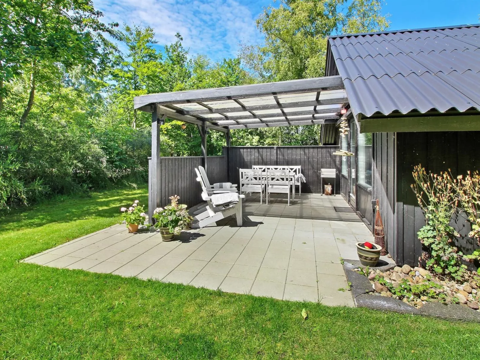 "Nissine" - 50km from the sea-Buiten
