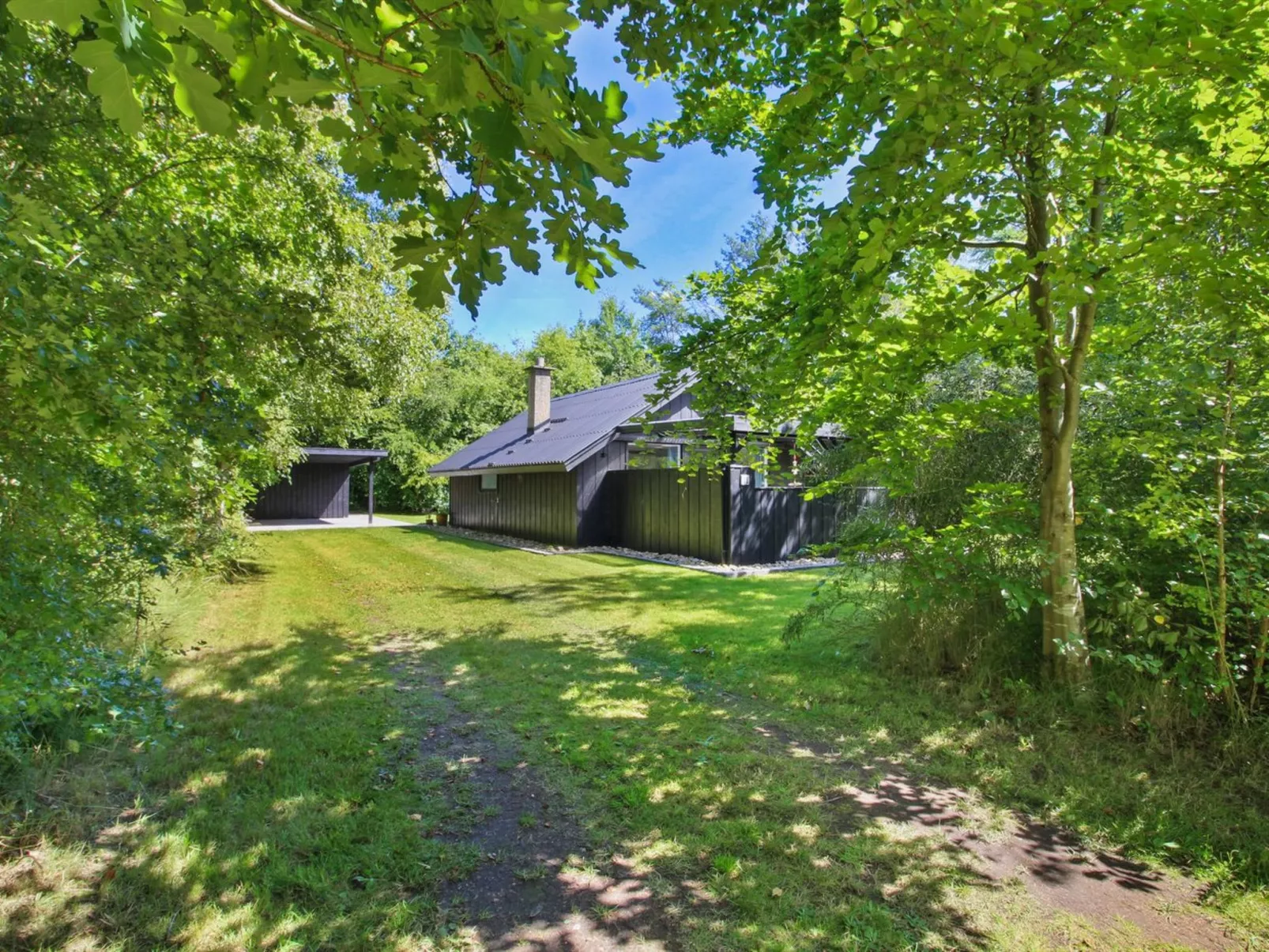 "Nissine" - 50km from the sea-Buiten