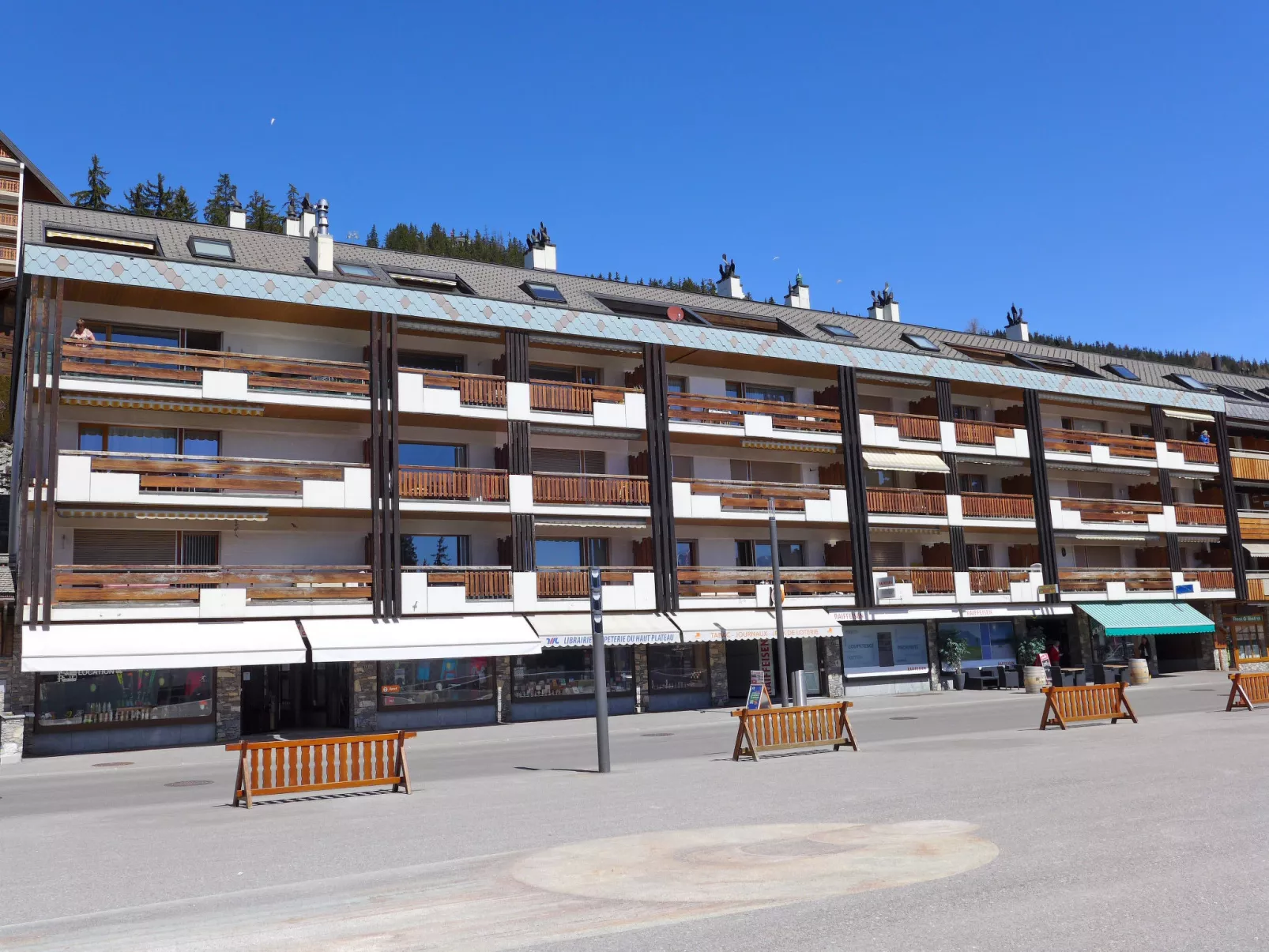 Miremont B7-Buiten