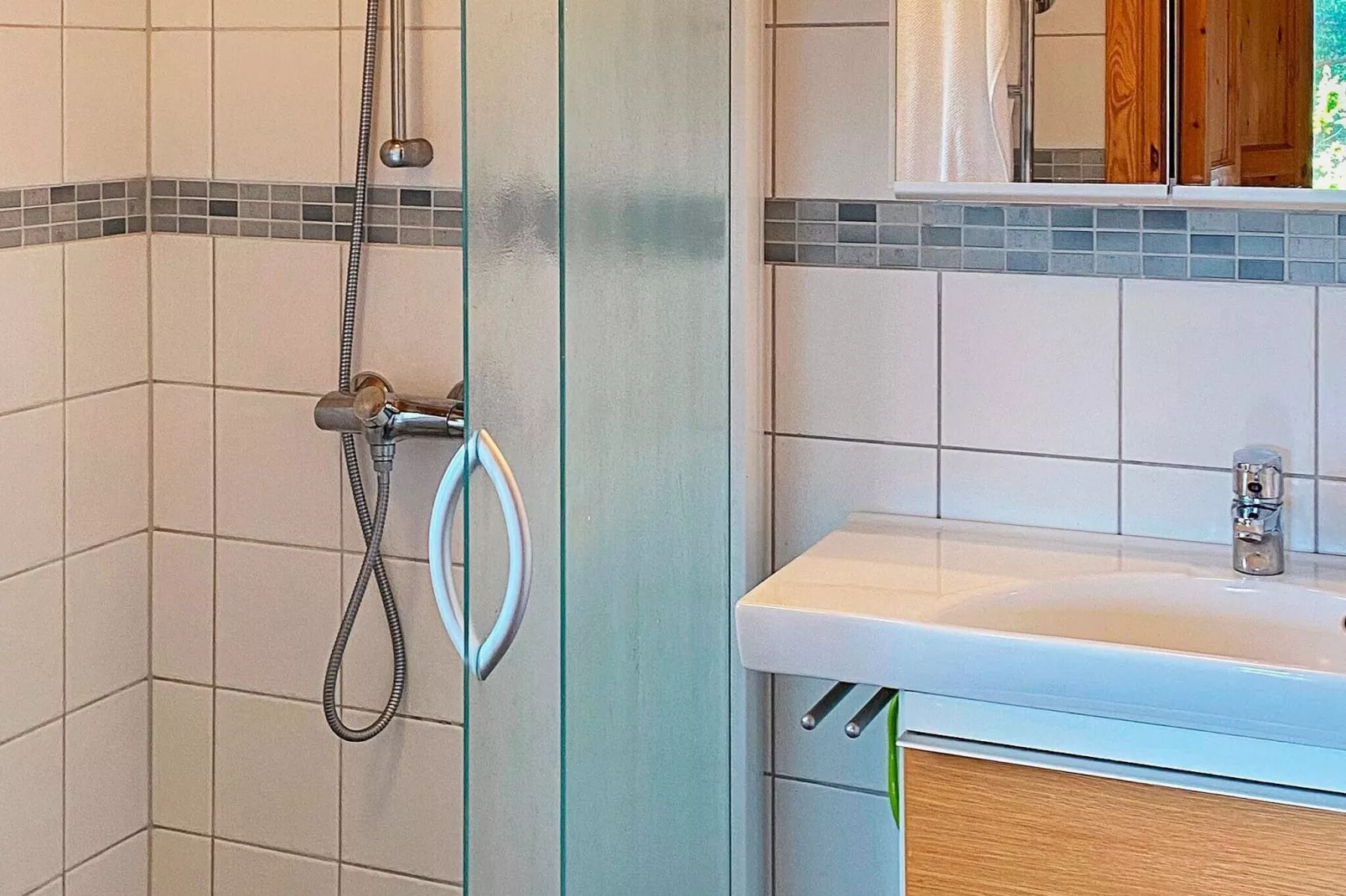 Sereen kusttoevluchtsoord in Vesteroy-By Traum-Binnen