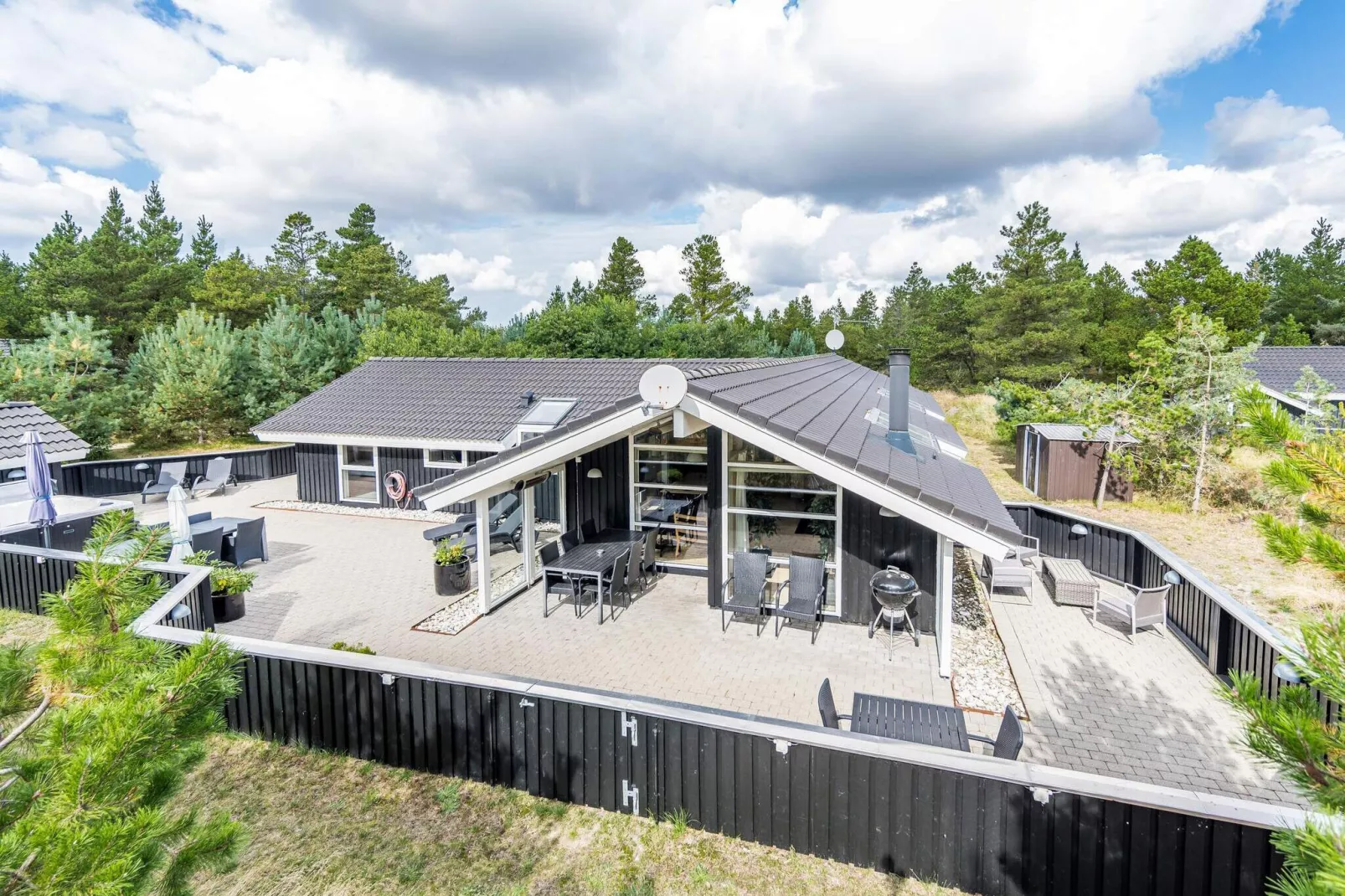 8 persoons vakantie huis op een vakantie park in Blåvand