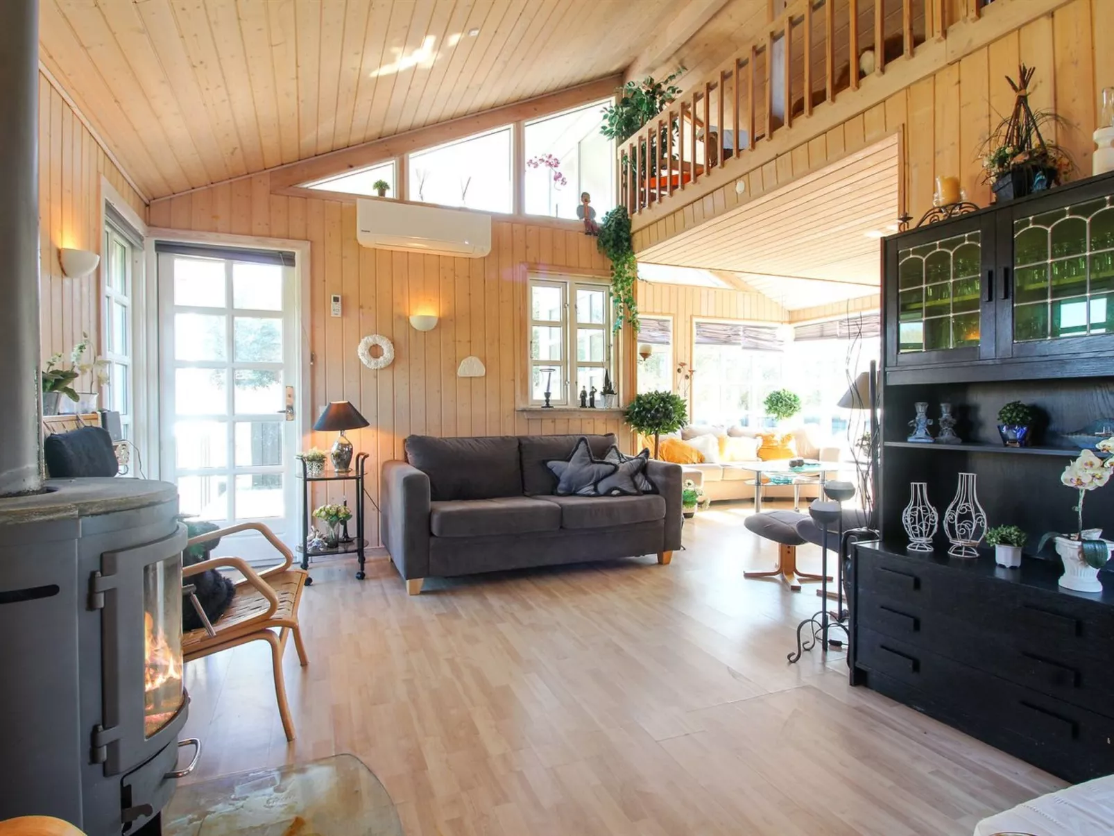 "Bjari" - 850m from the sea-Binnen