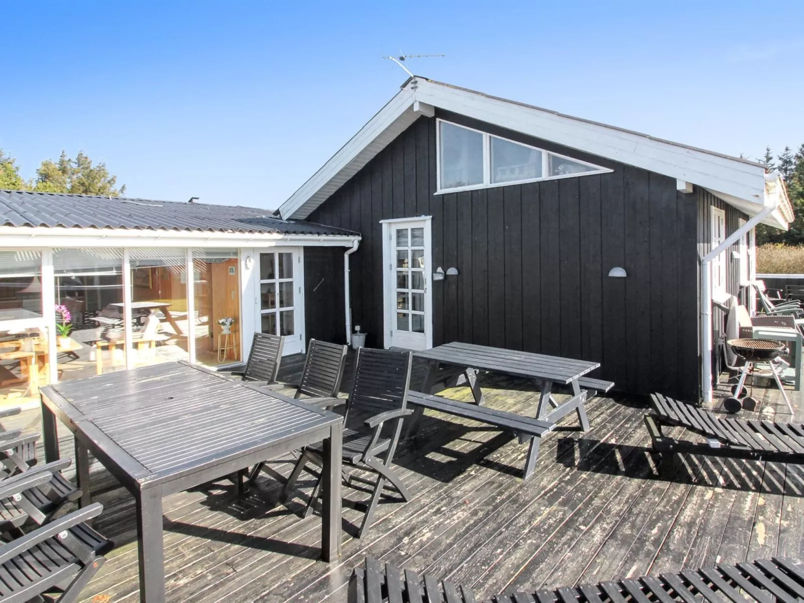 "Bjari" - 850m from the sea-Buiten