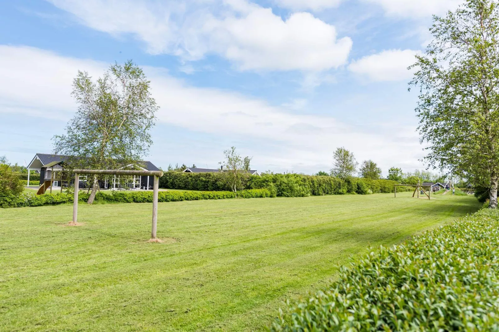 6 persoons vakantie huis op een vakantie park in Hemmet