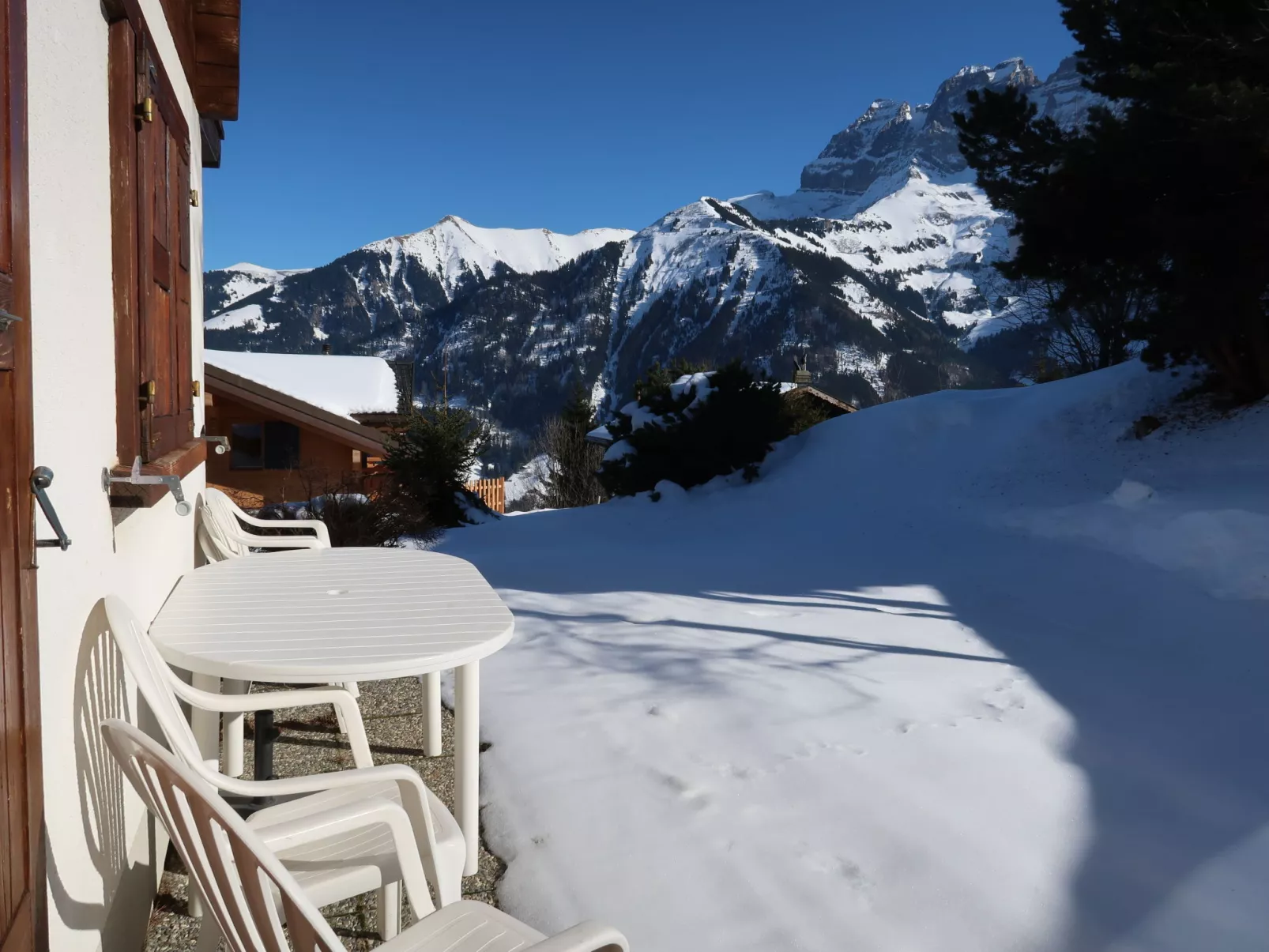 Chalet Seravalle-Buiten
