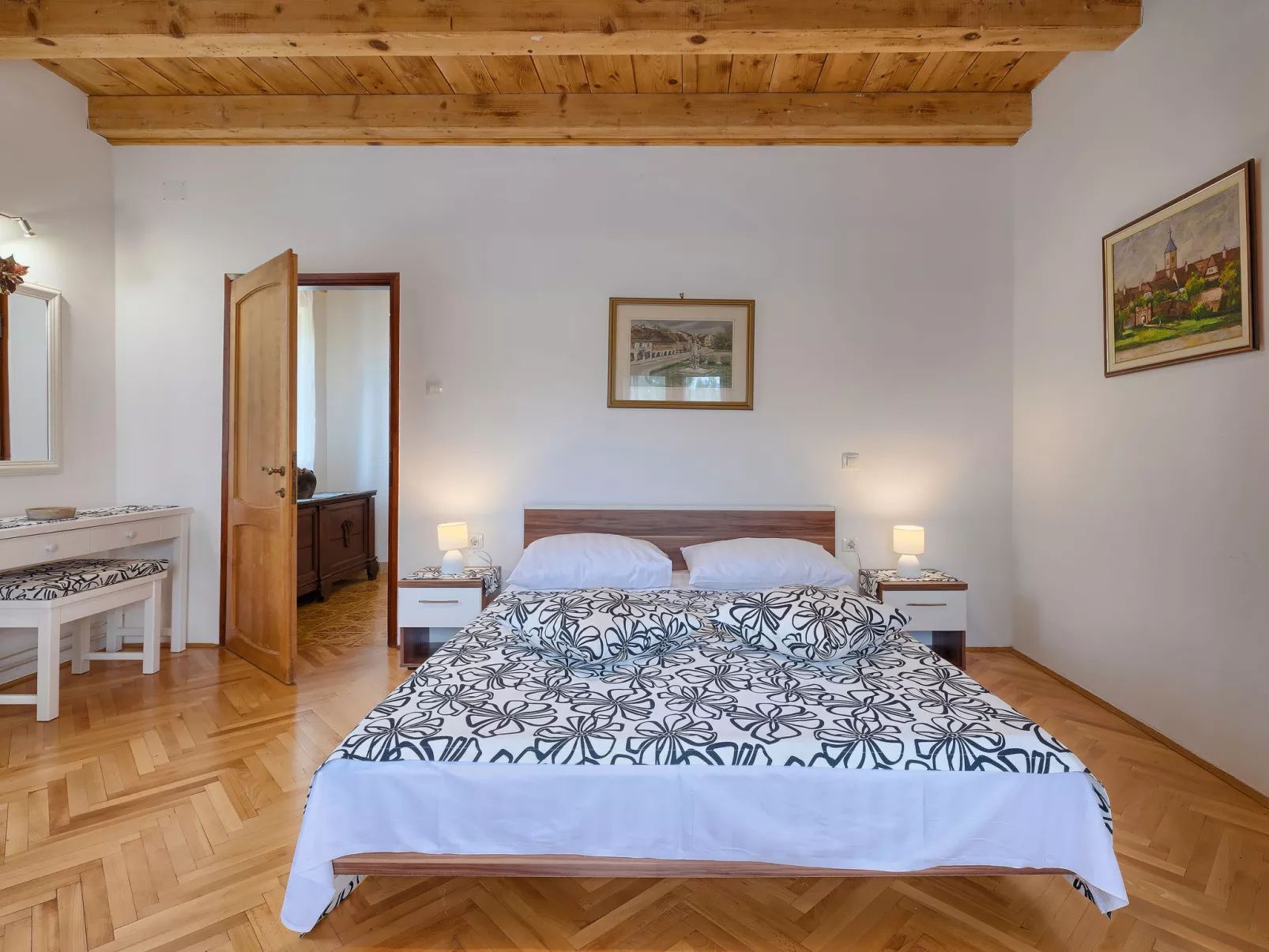Villa Crispo-Binnen