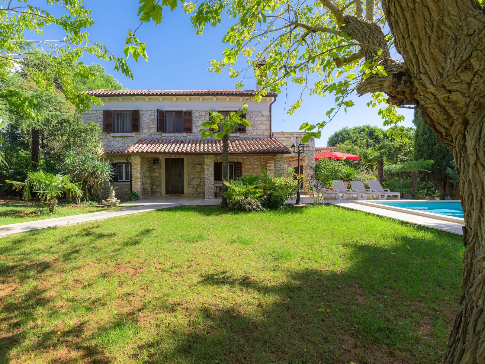 Villa Crispo-Binnen