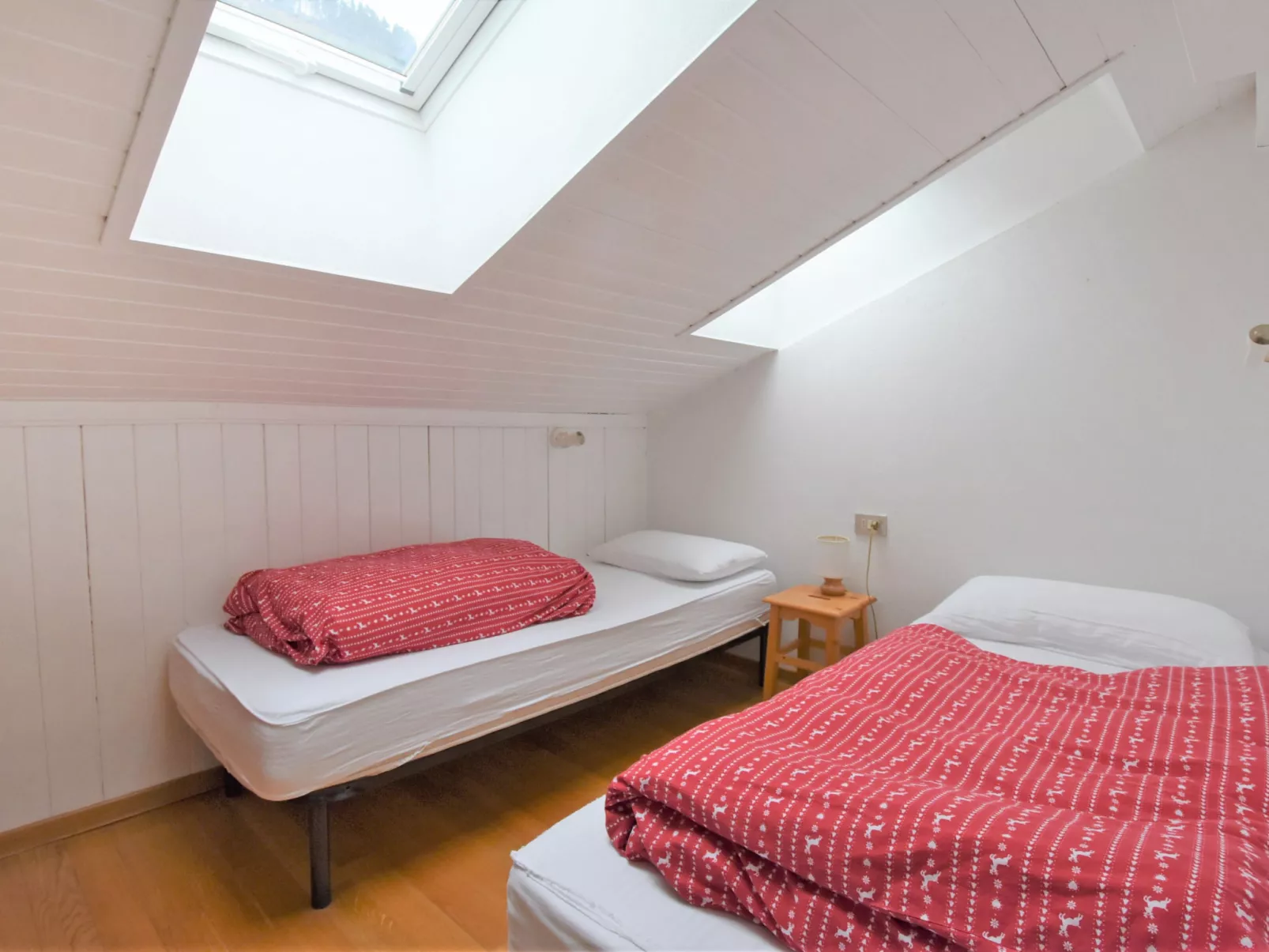 Apt 41-Binnen