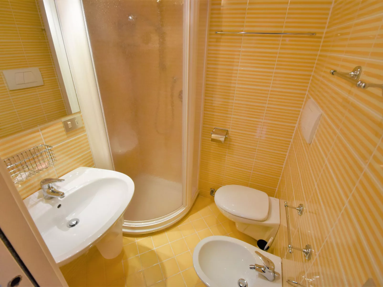 Apt 41-Binnen