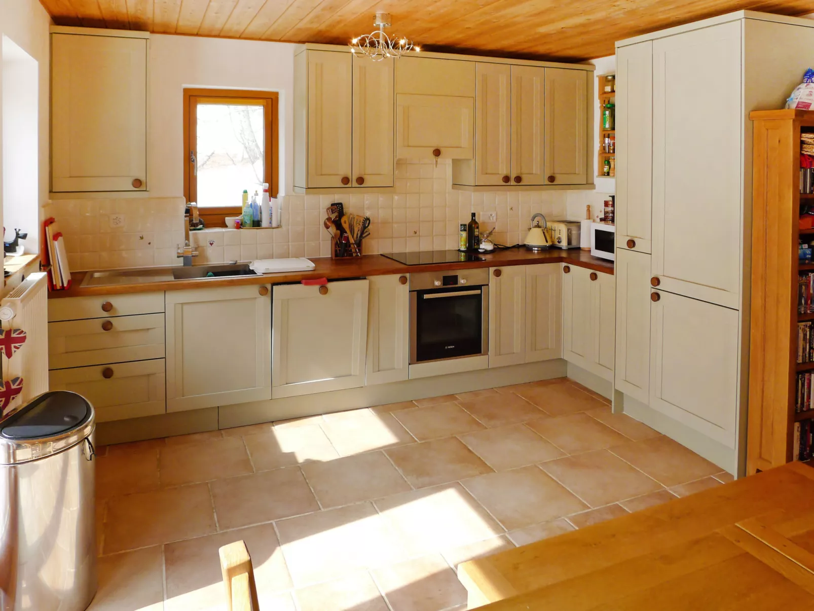 Chalet Eden-Binnen